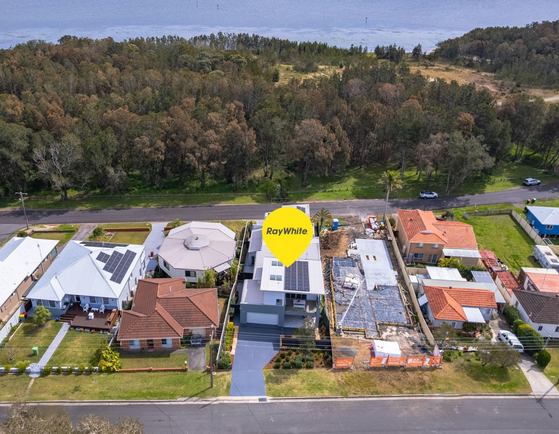 Townhouse for Sale: The Entrance, NSW 2261, NSW, 2261