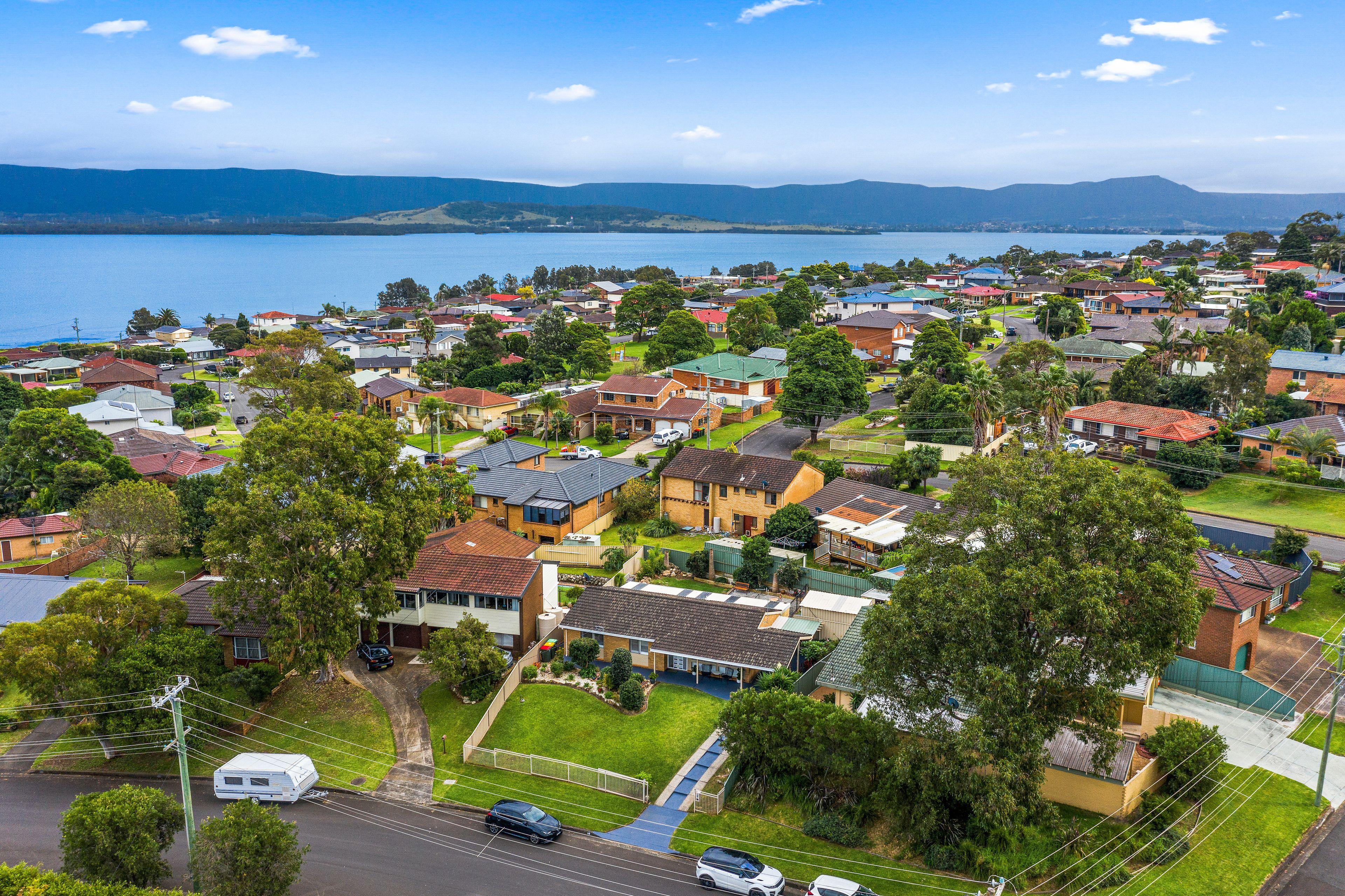 Prop-GPT: House: NSW Mount Warrigal, NSW 2528 Home For Sale