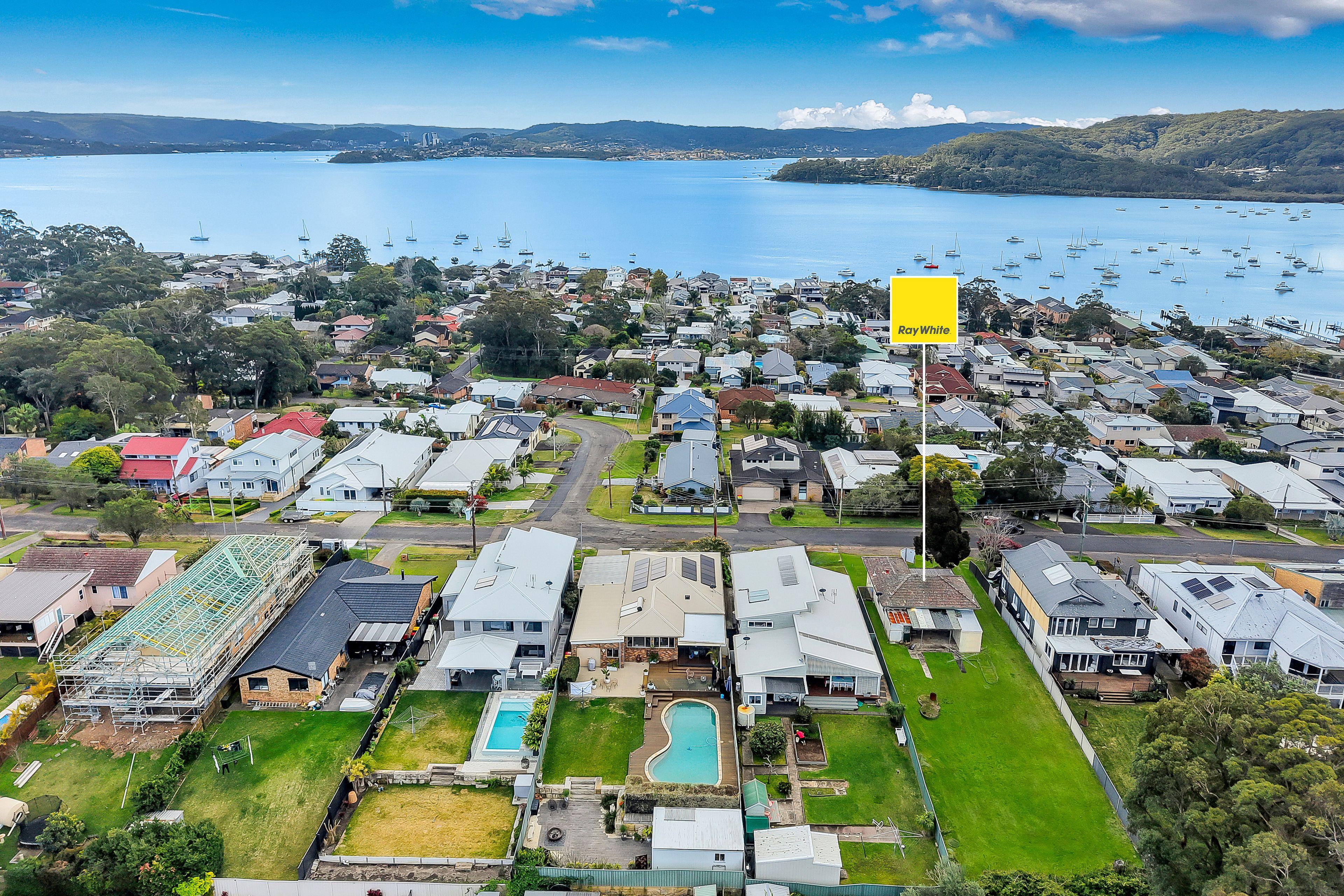 Prop-GPT: House: NSW Saratoga, NSW 2251 Home For Sale