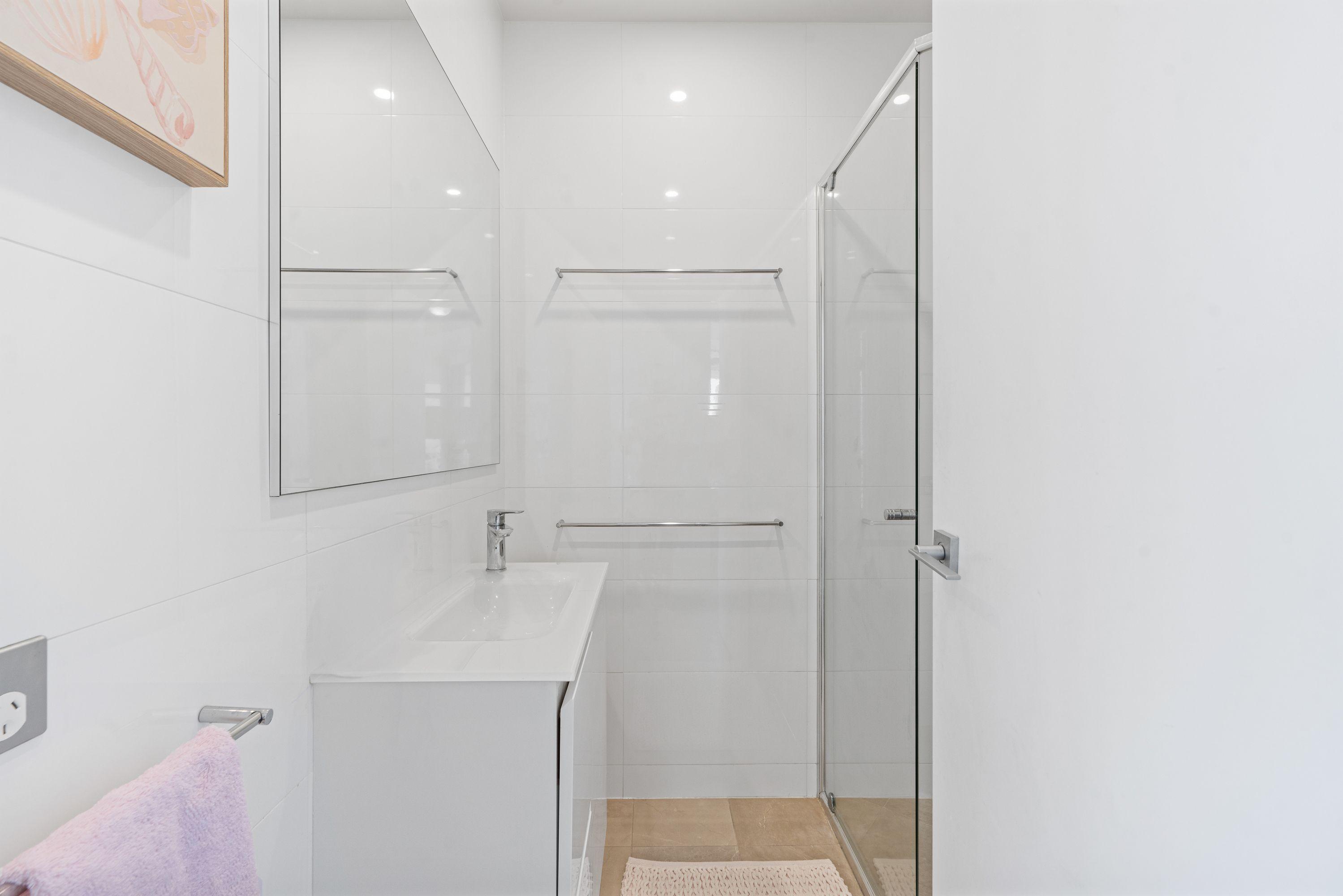 Apartment for Sale: Broadbeach, QLD 4218, QLD, 4218