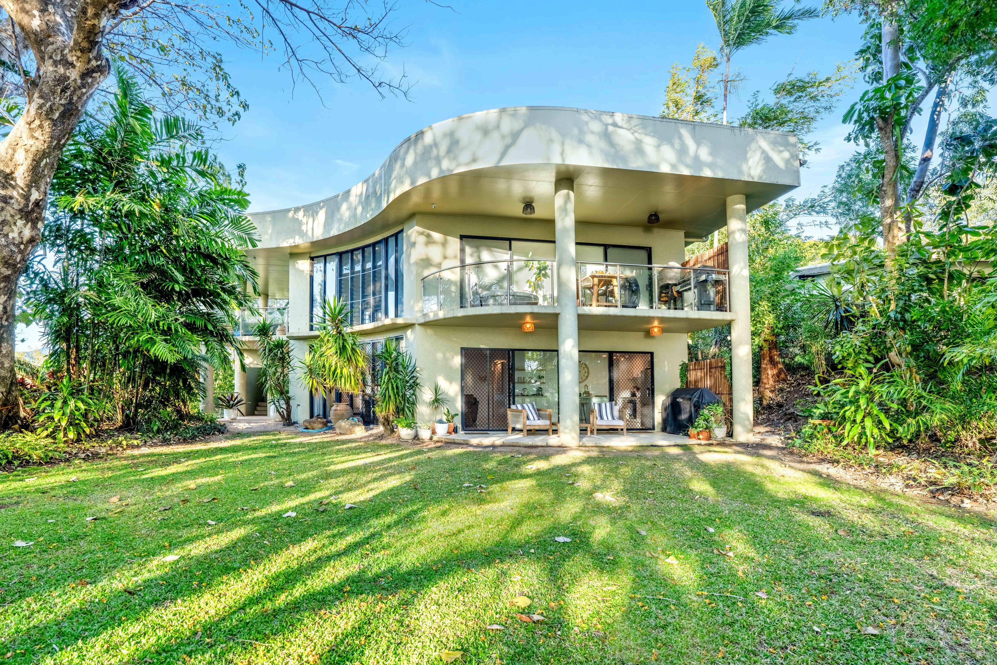 Prop-GPT: Unit: QLD Trinity Beach, QLD 4879 Home For Sale