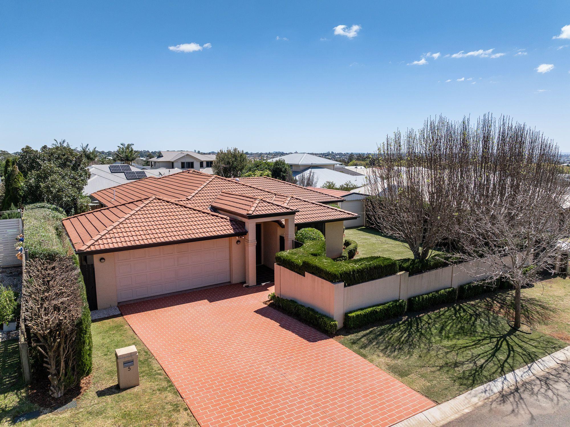 Prop-GPT: House: QLD Middle Ridge, QLD 4350 Home For Sale