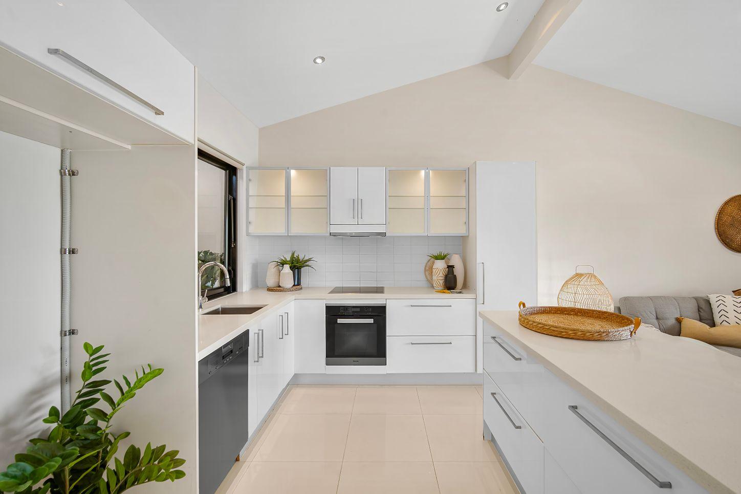 Property for Sale: Broadbeach Waters, QLD 4218, QLD, 4218