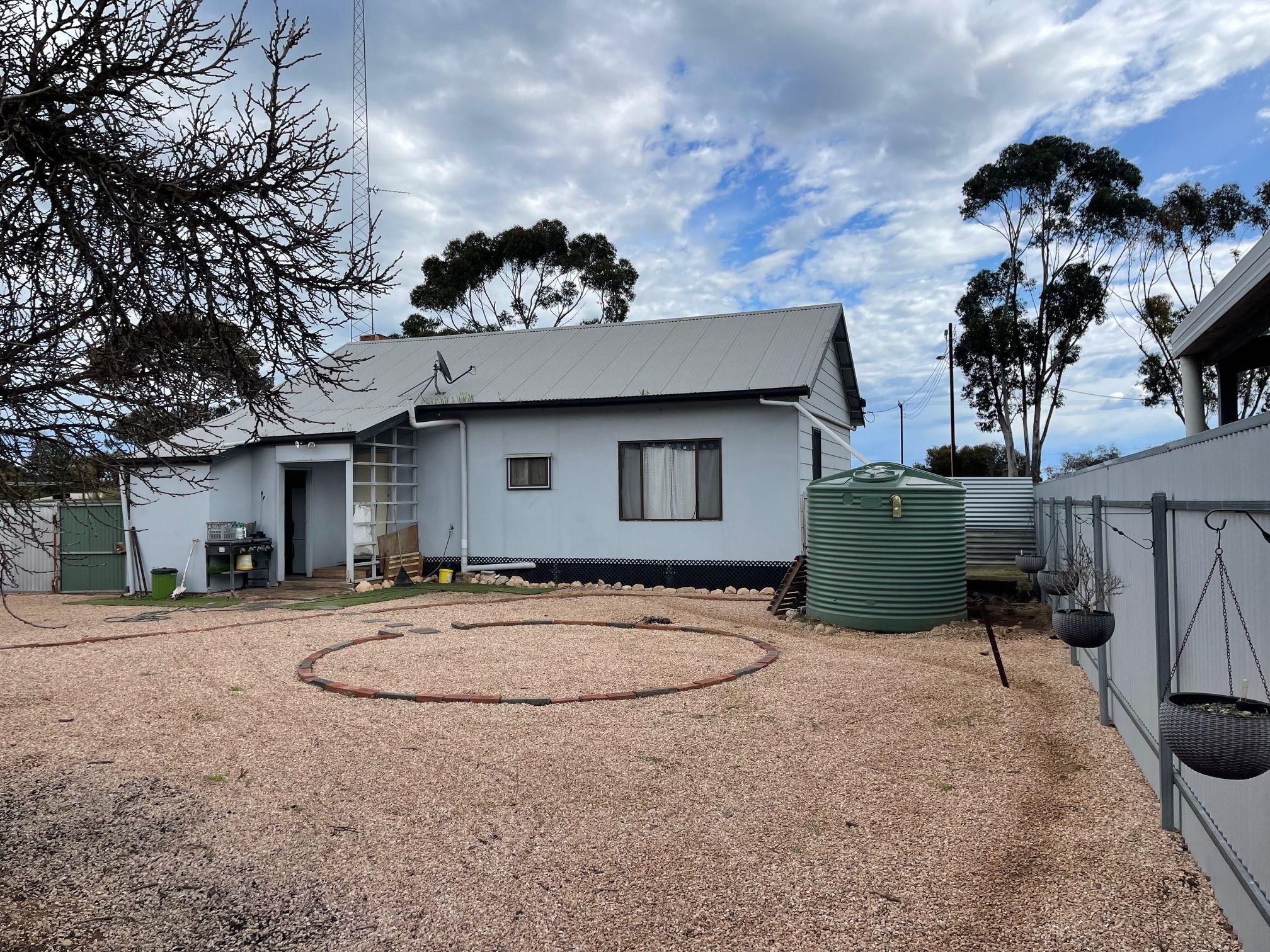House for Sale: East Moonta, SA 5558, SA, 5558