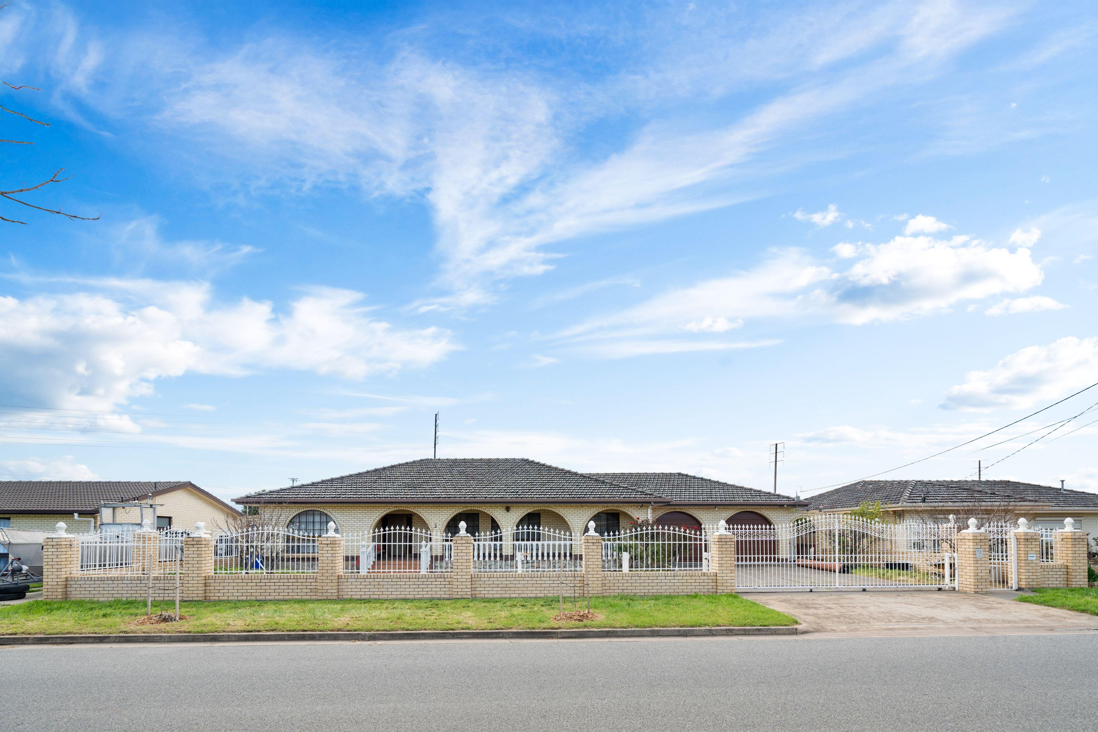 House for Sale: Seaton, SA 5023, SA, 5023