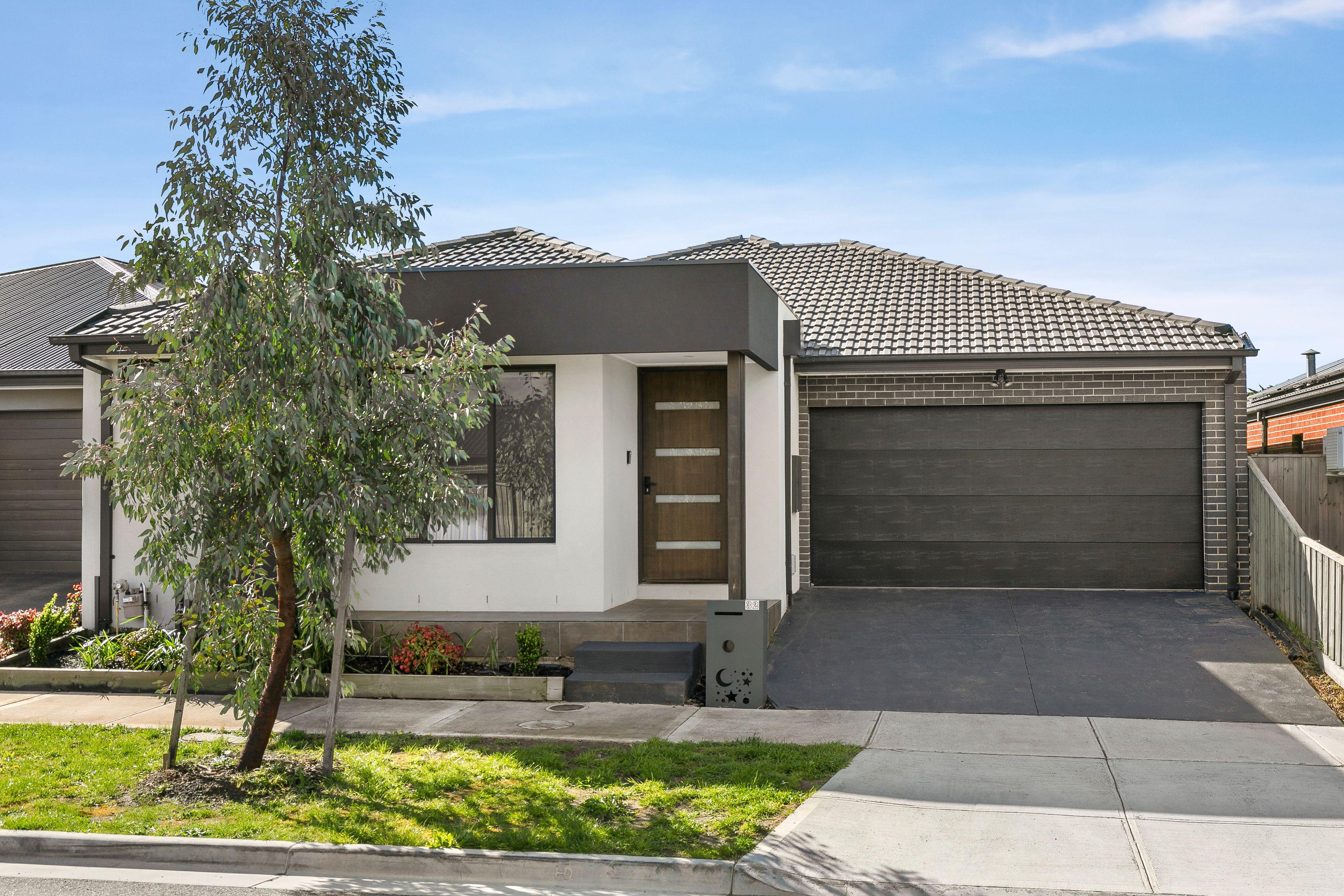 Prop-GPT: House: VIC Mickleham, VIC 3064 Home For Sale