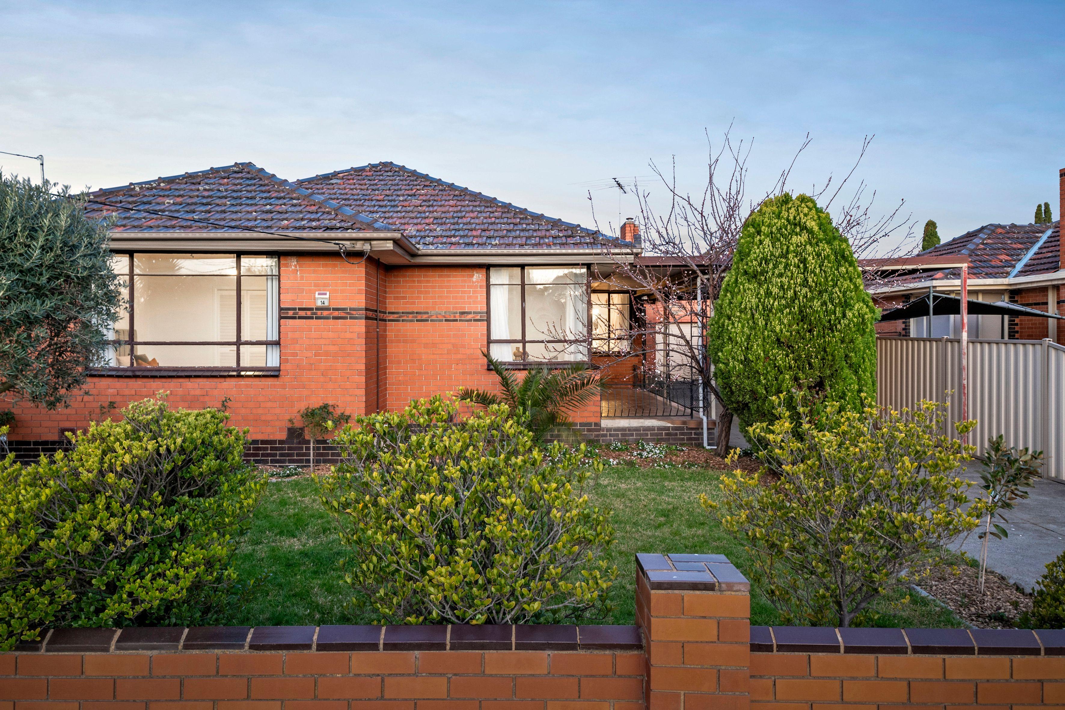 Prop-GPT: House: VIC Fawkner, VIC 3060 Home For Sale