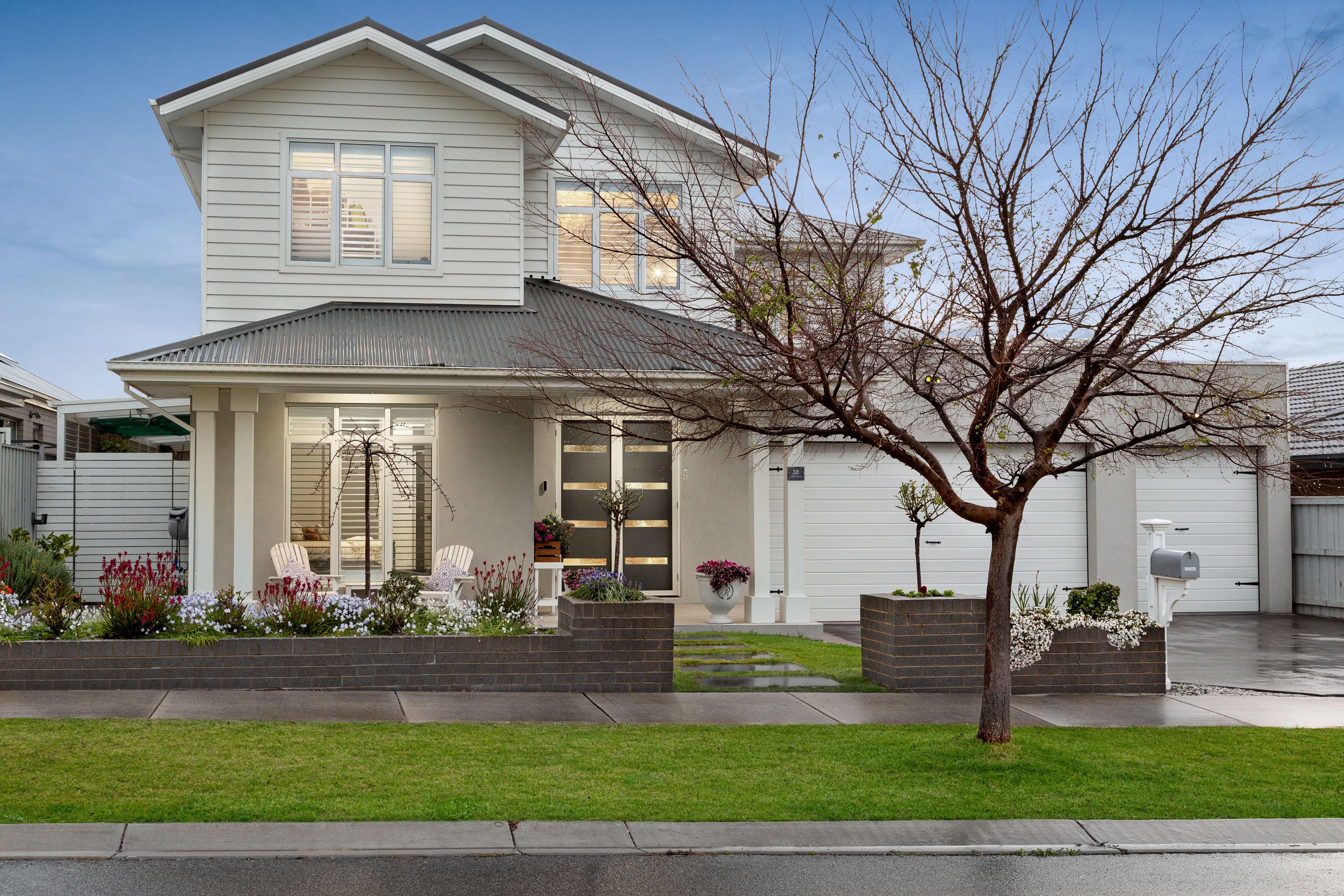 Prop-GPT: House: VIC Beveridge, VIC 3753 Home For Sale
