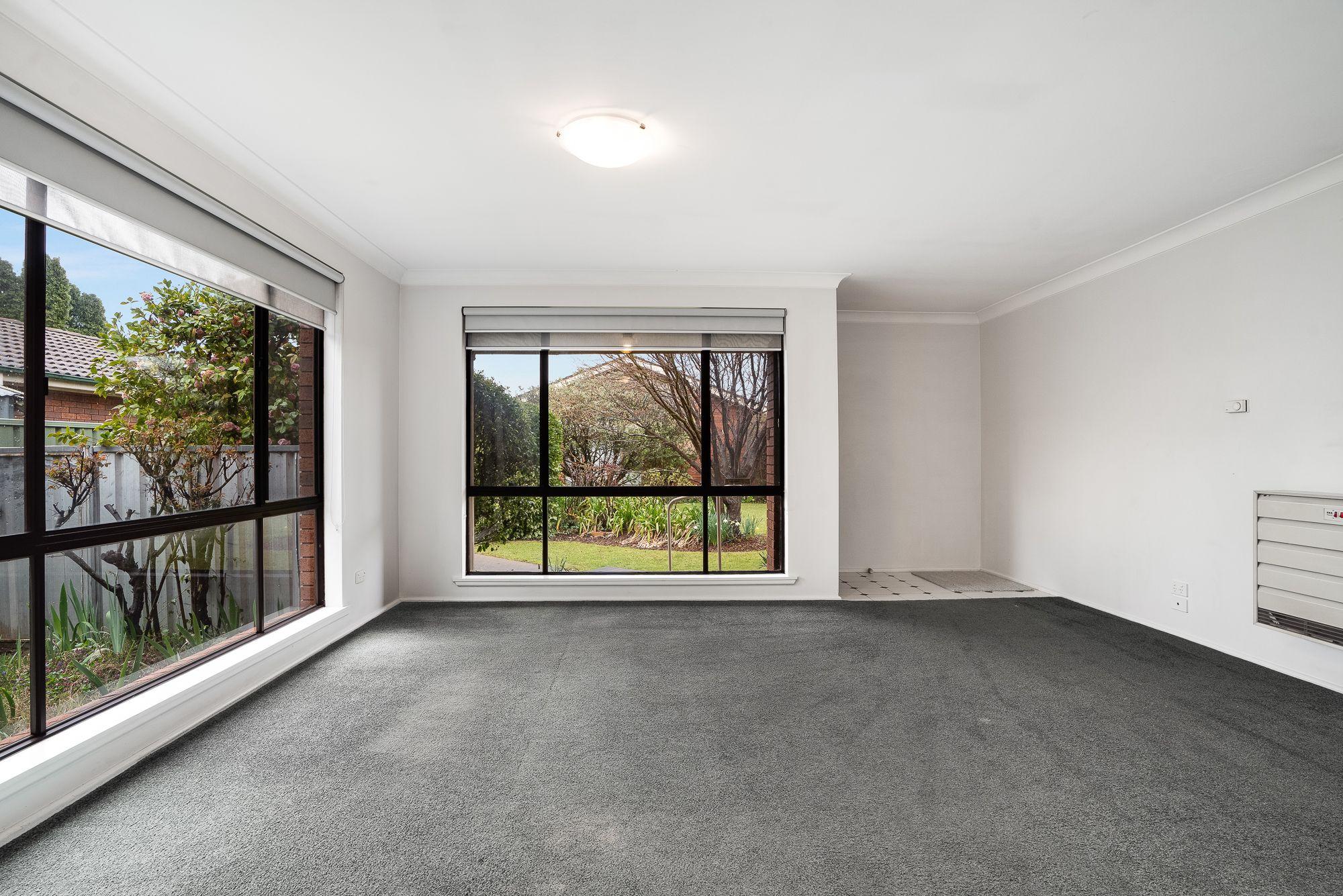 Villa for Sale: Orange, NSW 2800, NSW, 2800