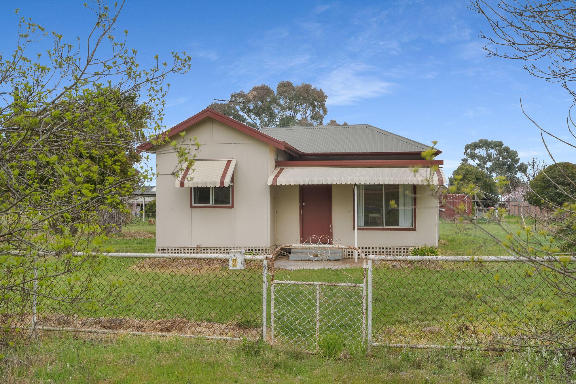 Prop-GPT: House: NSW North Yeoval, NSW 2868 Home For Sale
