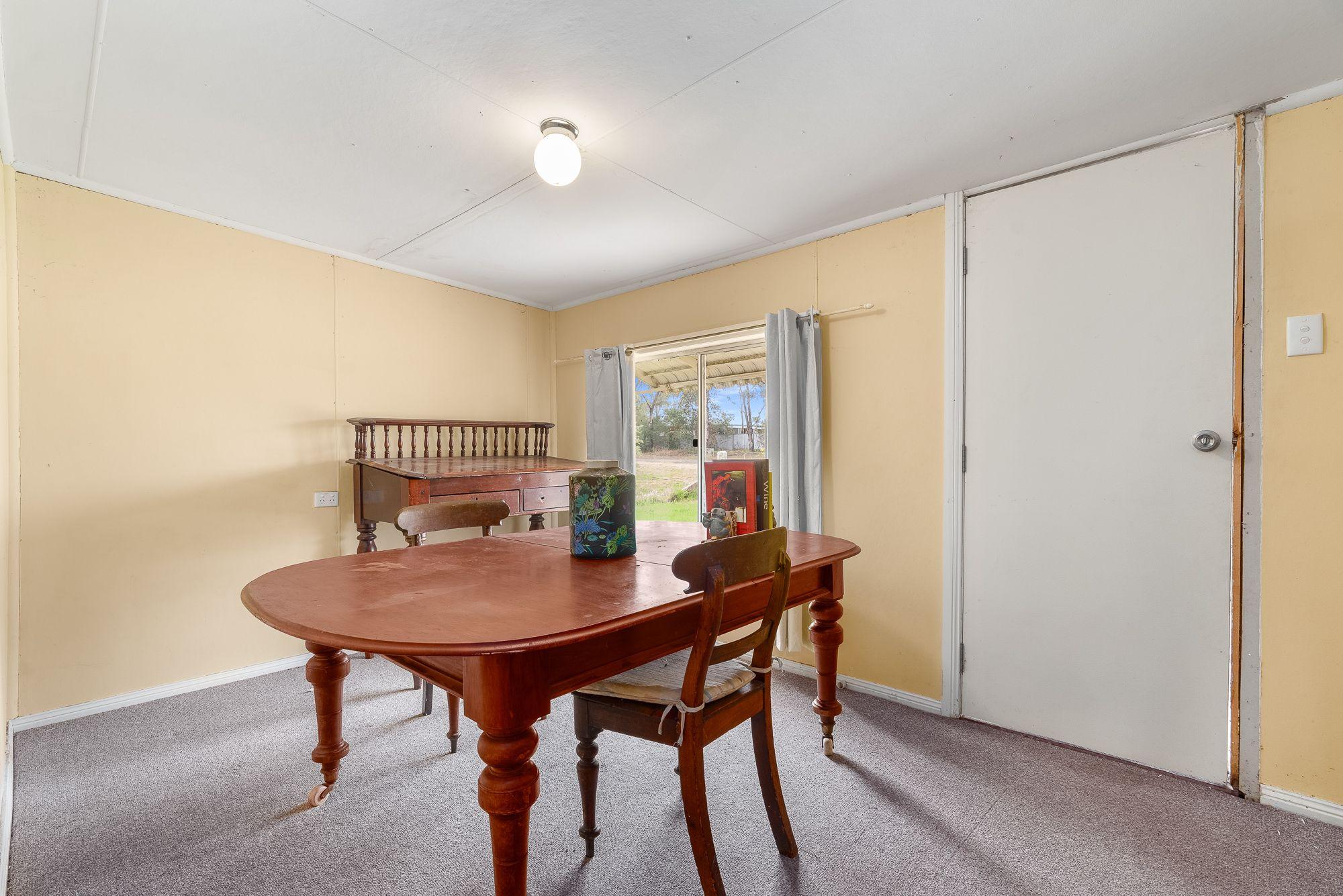 House for Sale: North Yeoval, NSW 2868, NSW, 2868