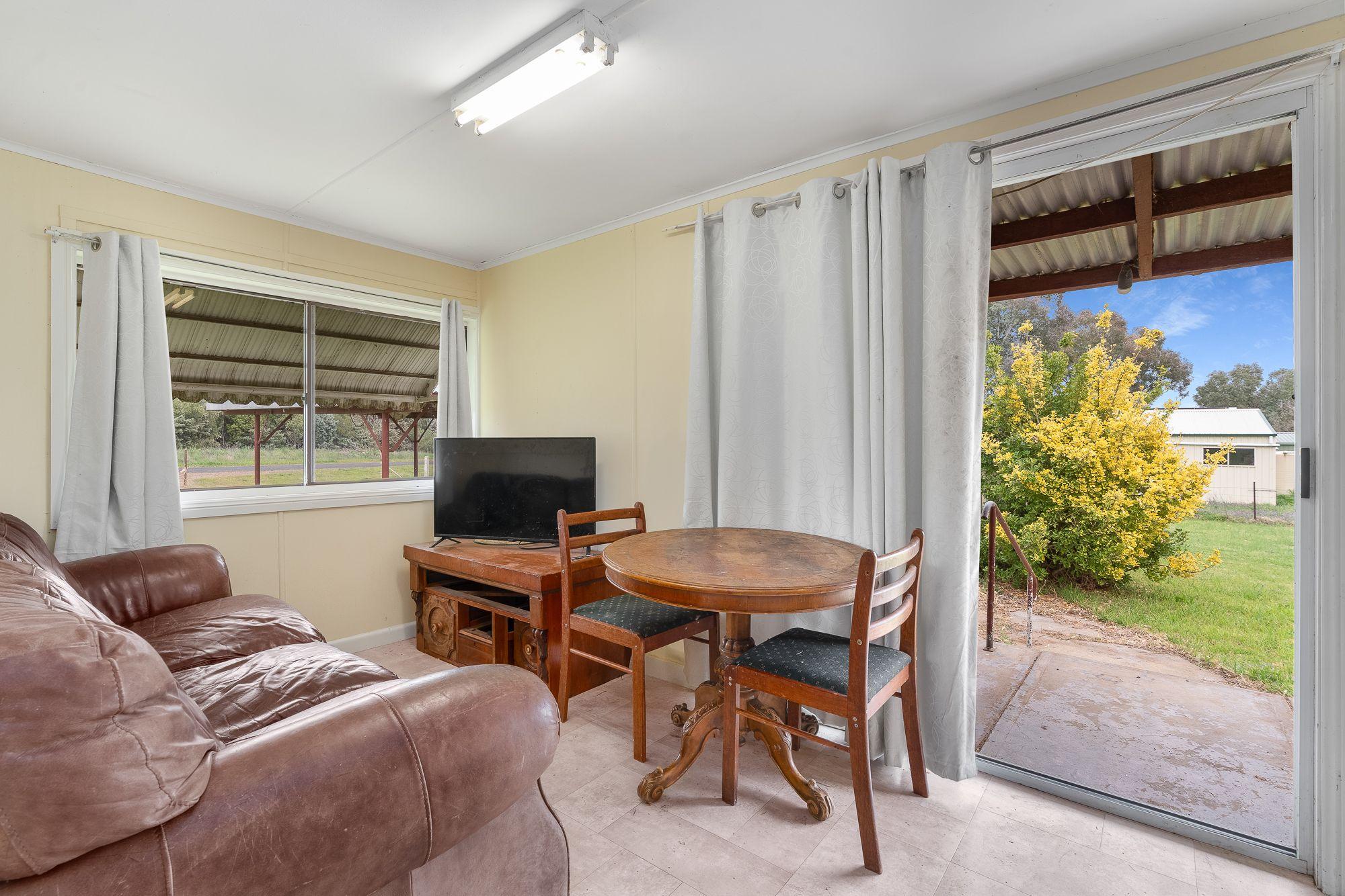 House for Sale: North Yeoval, NSW 2868, NSW, 2868