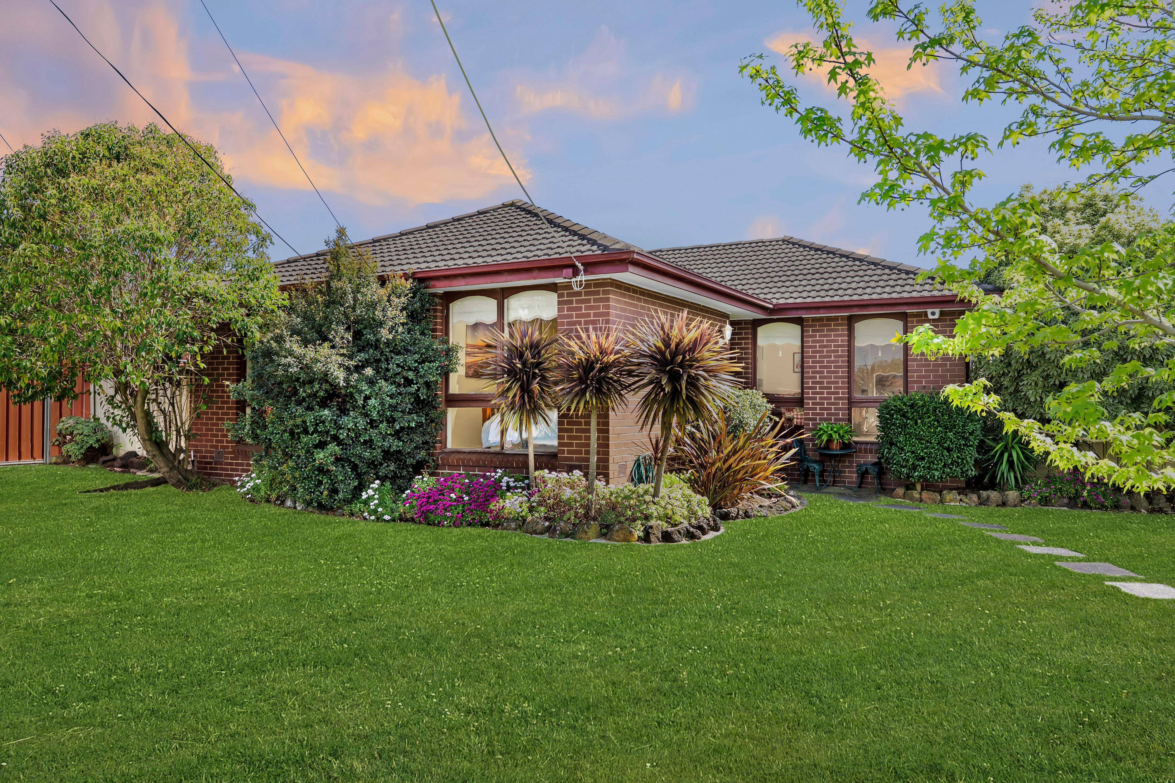 Prop-GPT: House: VIC Epping, VIC 3076 Comfort and Quality in Every Detail