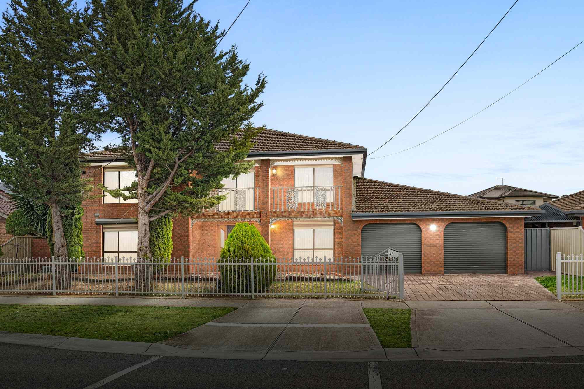 Prop-GPT: House: VIC Hoppers Crossing, VIC 3029 Home For Sale