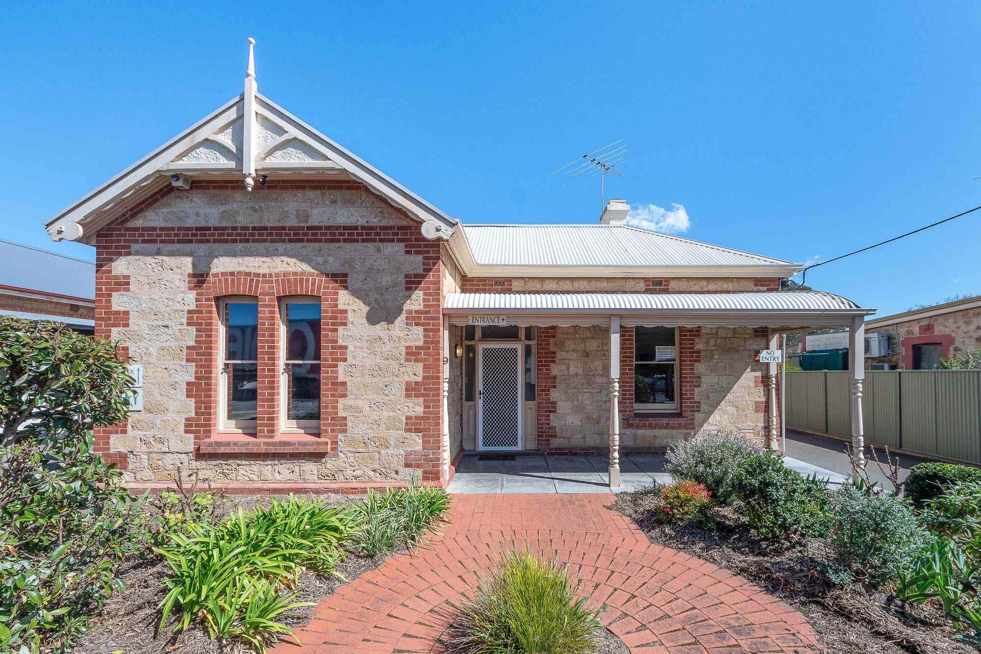 Prop-GPT: House: SA Murray Bridge, SA 5253 Home For Sale