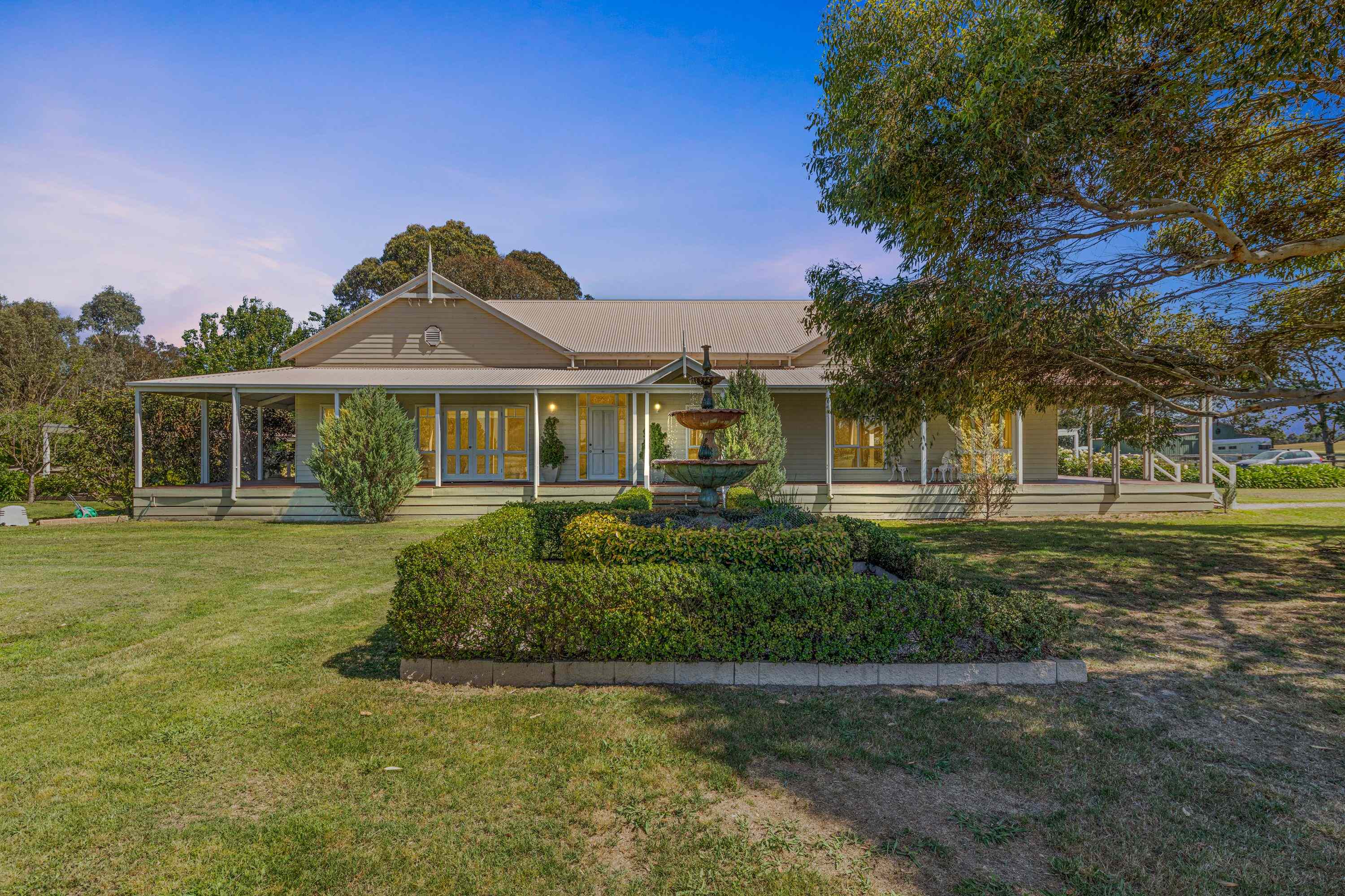 Prop-GPT: House: VIC Nar Nar Goon, VIC 3812 Home For Sale