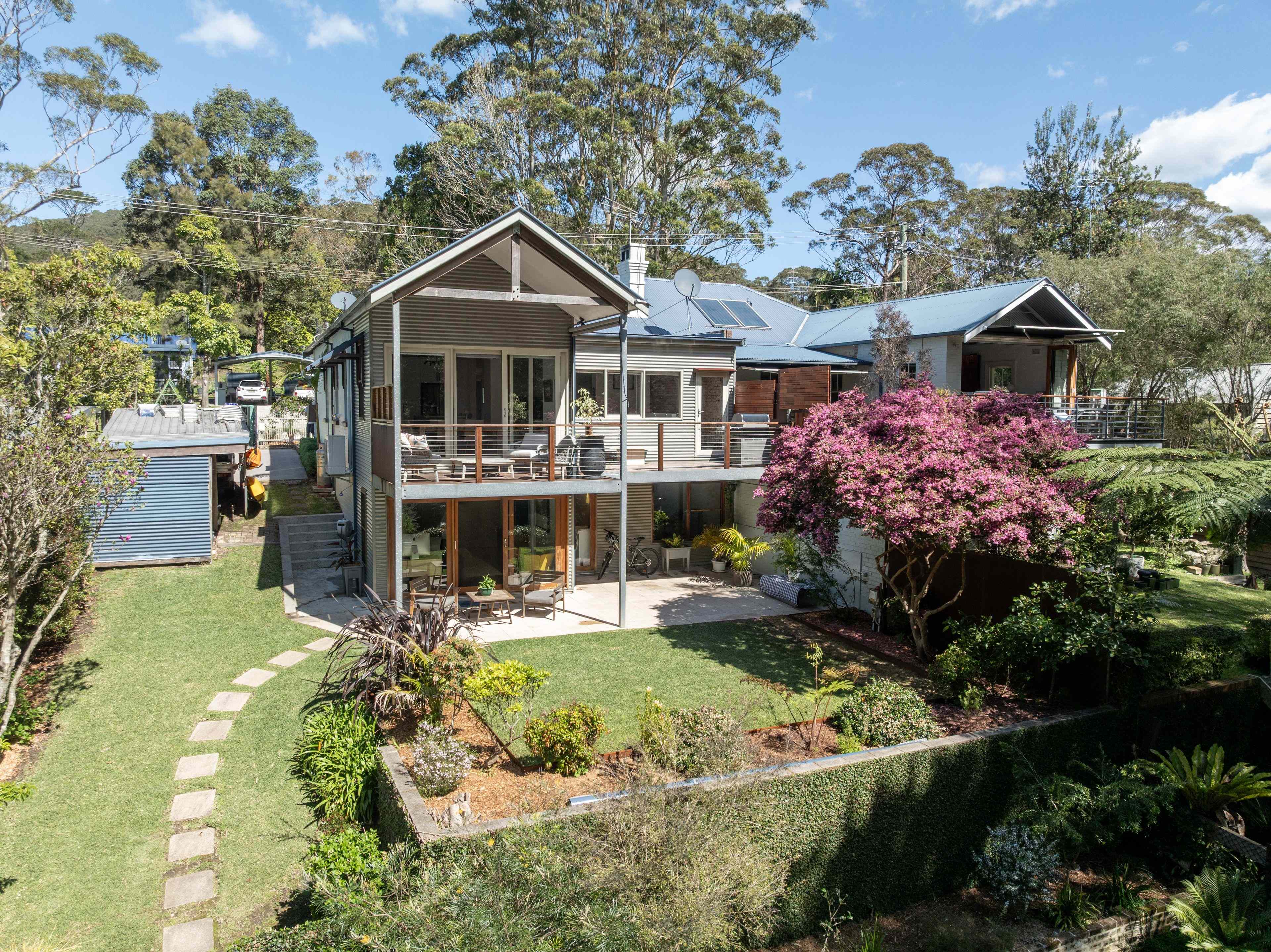Prop-GPT: House: NSW Otford, NSW 2508 Home For Sale