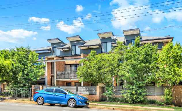 Prop-GPT: Unit: NSW North St Marys, NSW 2760 Home For Sale
