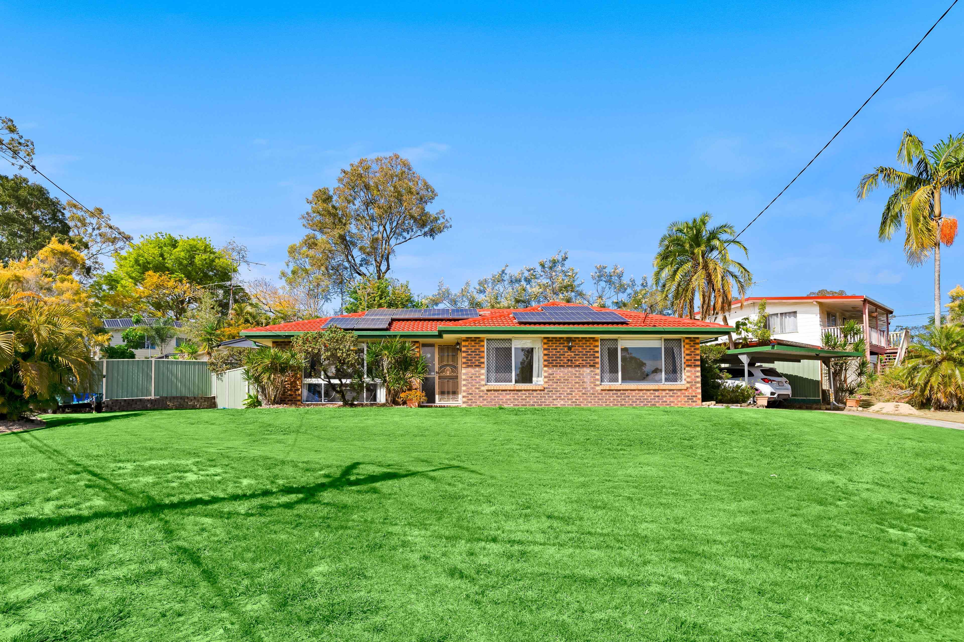Prop-GPT: House: QLD Boronia Heights, QLD 4124 Home For Sale