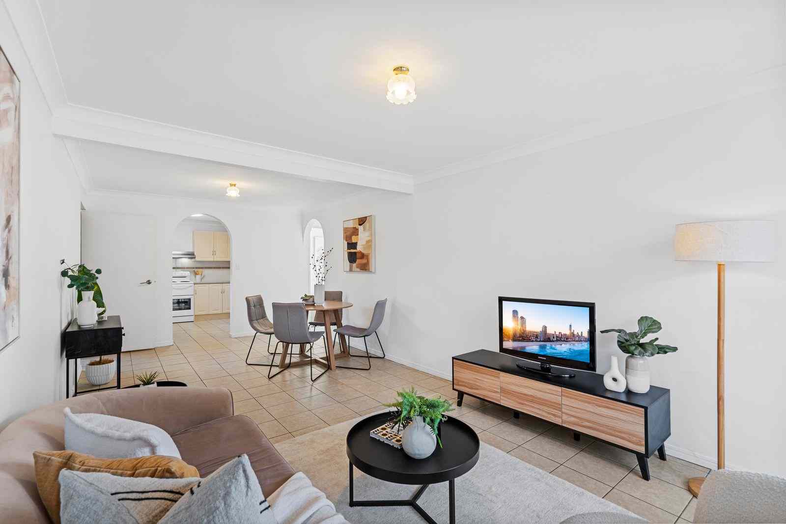 Prop-GPT: Unit: QLD Annerley, QLD 4103 Home For Sale