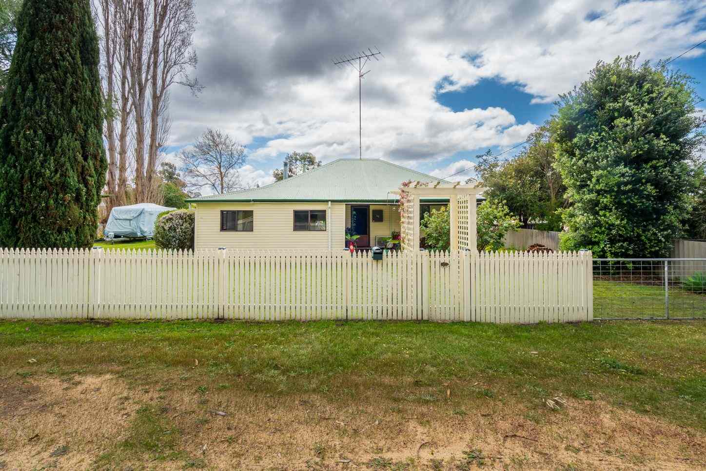 Prop-GPT: House: WA Manjimup, WA 6258 Western Australia 6258