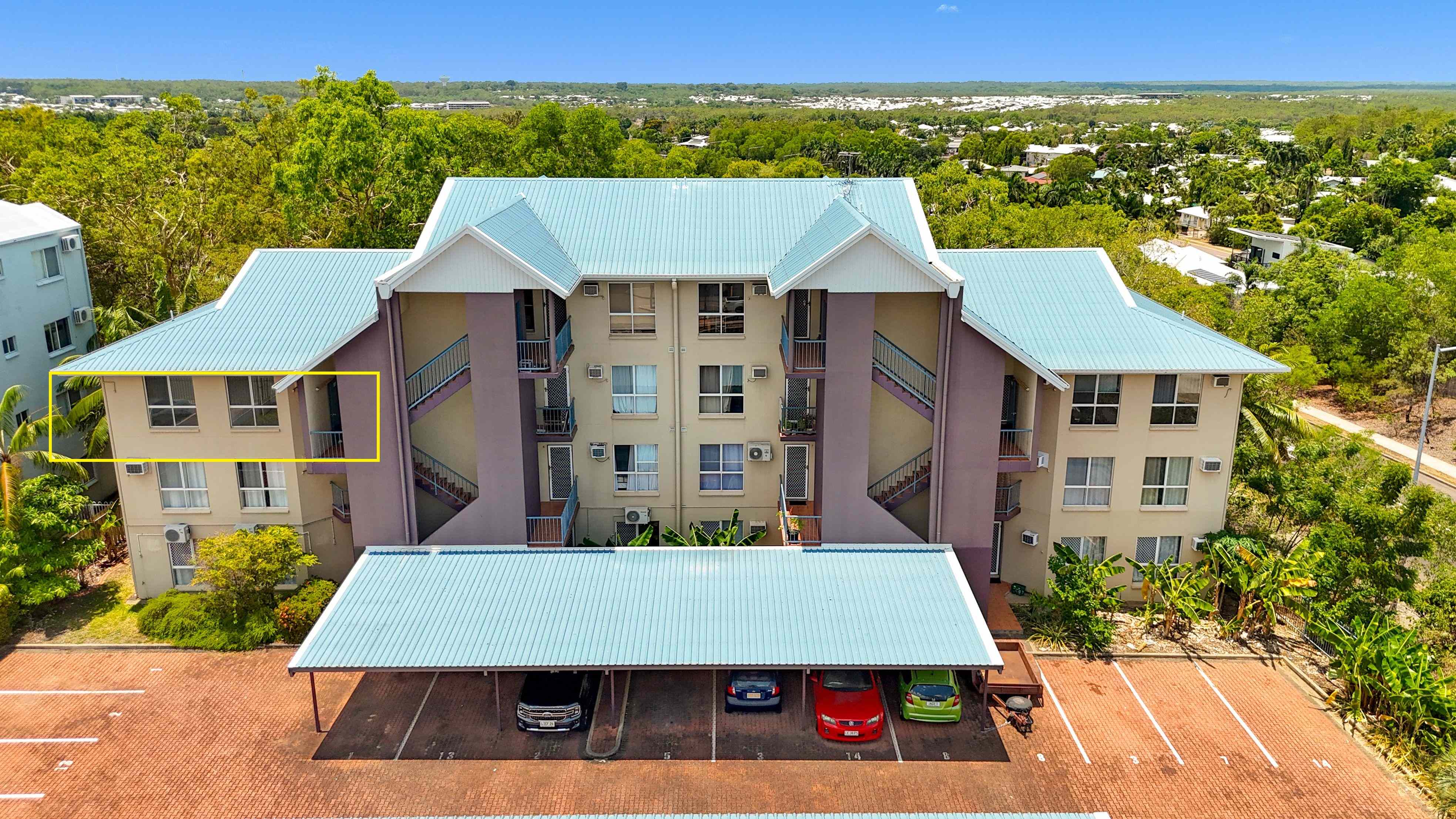 Prop-GPT: Apartment: NT Bakewell, NT 0832 Tropical views and total convenience!