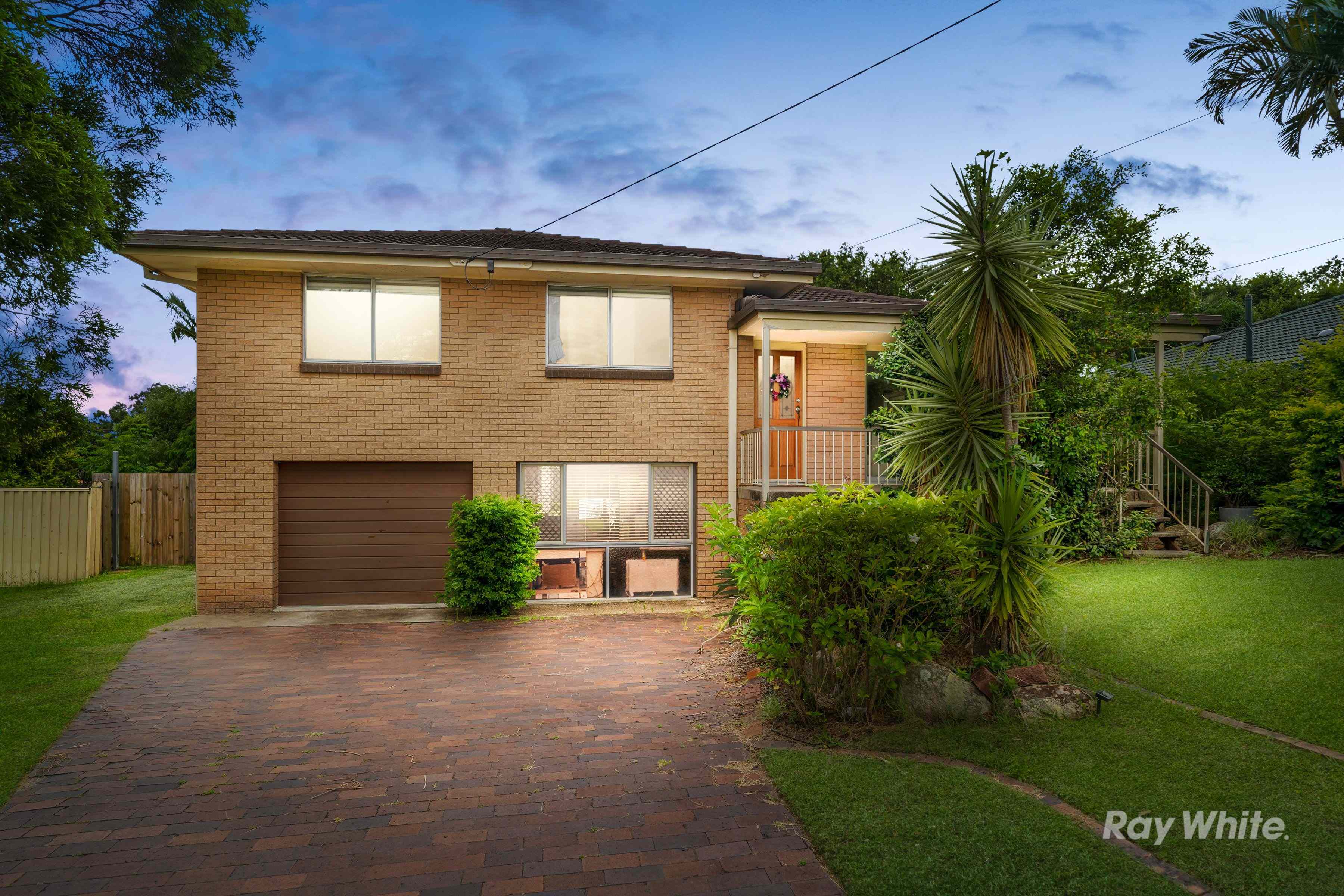Prop-GPT: House: QLD Underwood, QLD 4119 Home For Sale