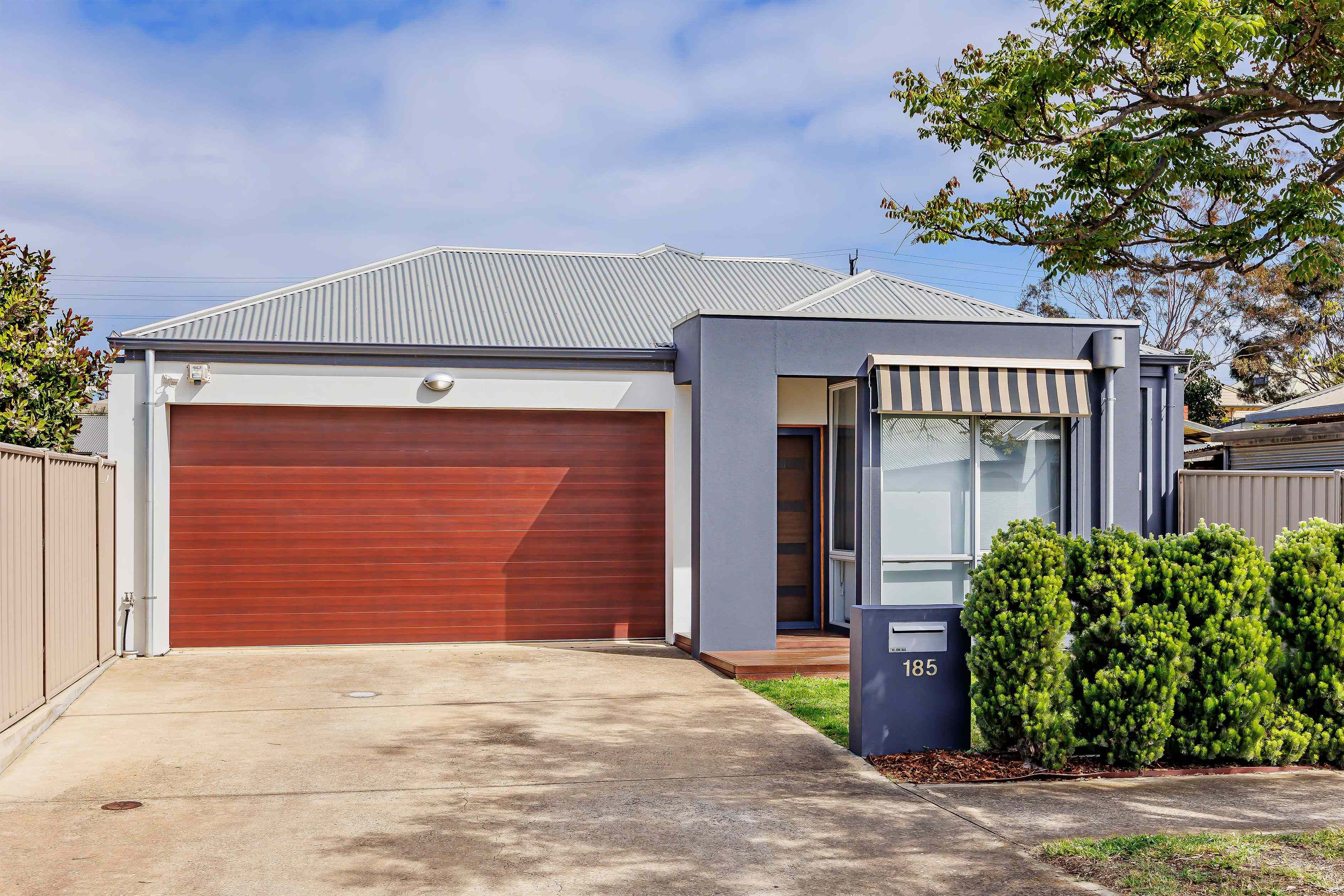 Prop-GPT: House: SA Semaphore South, SA 5019 Coastal Elegance, Contemporary Comfort