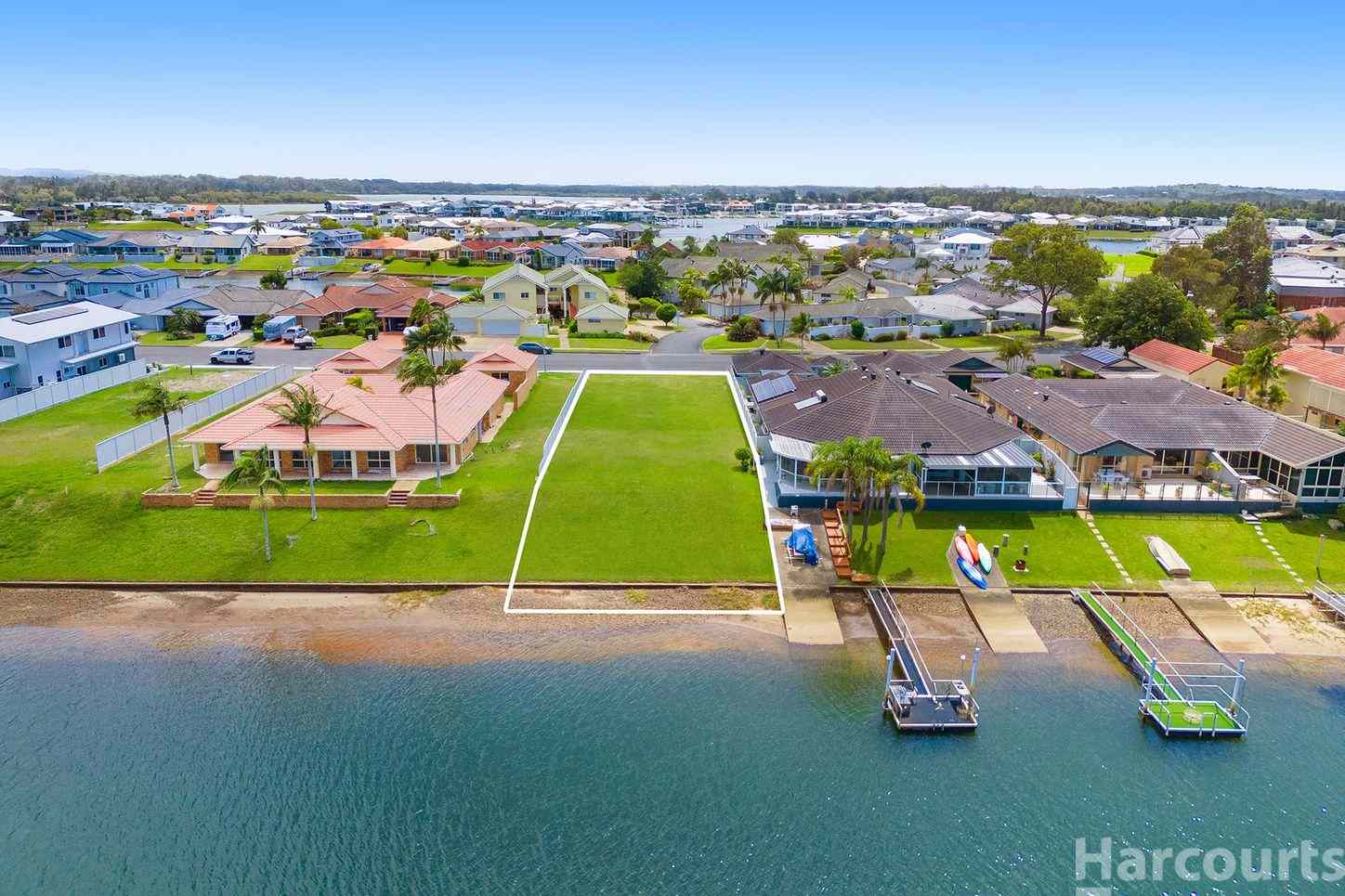 Prop-GPT: Land: NSW Port Macquarie, NSW 2444 17-21 Commodore Crescent, Port Macquarie, NSW 2444 - Land for Sale - harcourts.net