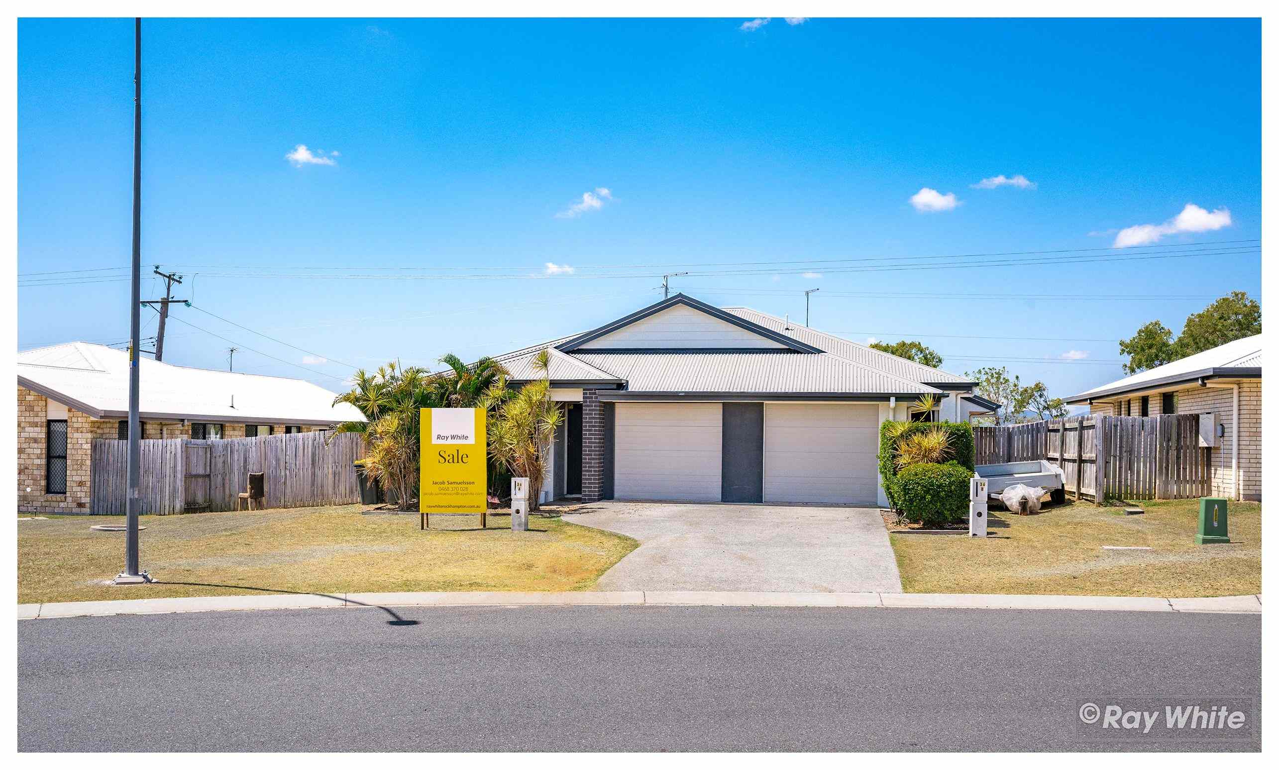 Prop-GPT: DuplexSemi-detached: QLD Gracemere, QLD 4702 Modern Dual-Income Opportunity in a Growing Family Estate
