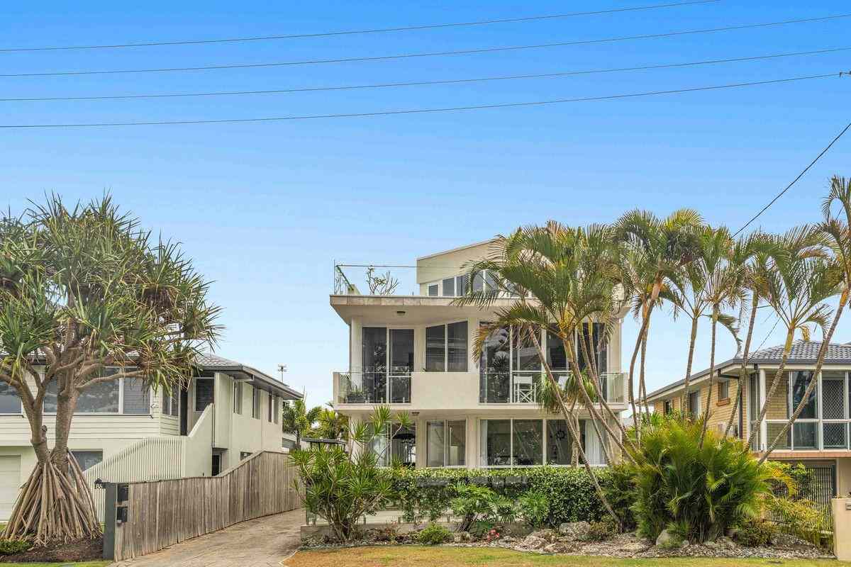 Prop-GPT: Property: QLD Paradise Point, QLD 4216 1/88 The Esplanade, Paradise Point, QLD 4216 - Unit for Sale - harcourts.net