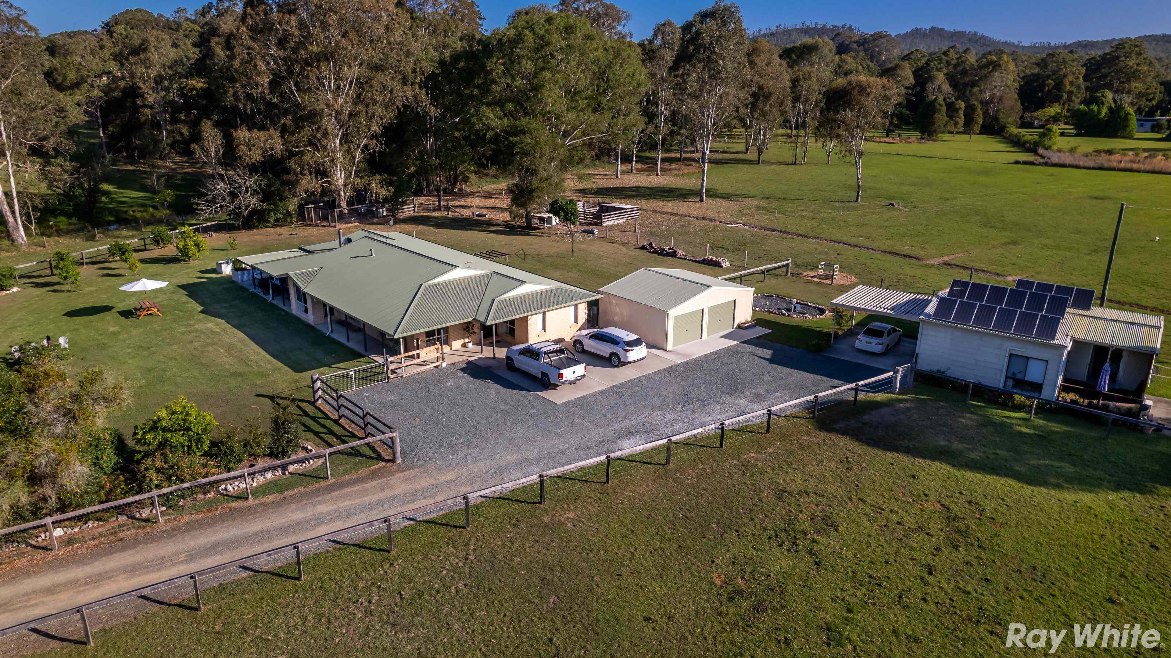 Prop-GPT: Acreage/Semi-Rural: NSW Taree South, NSW 2430 Stunning Acreage Retreat in Taree South