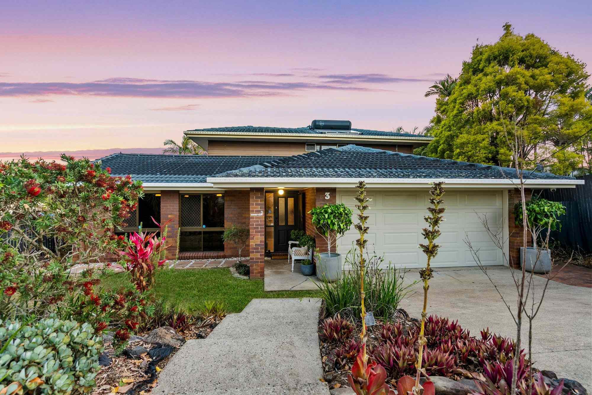 Prop-GPT: House: QLD Petrie, QLD 4502 Welcome to 3 Cardinet Court