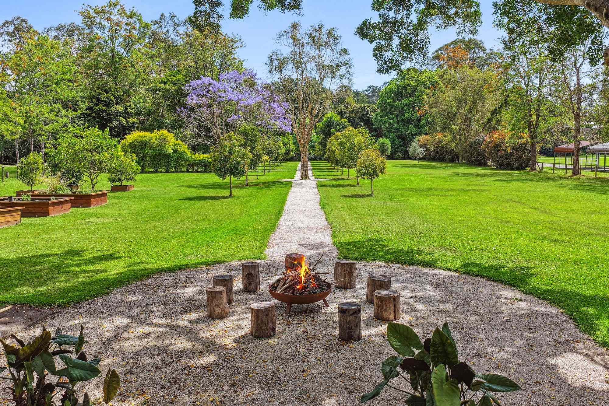 Prop-GPT: House: QLD Worongary, QLD 4213 Luxury, Lifestyle & Dual Living in a Peaceful Parkside Setting