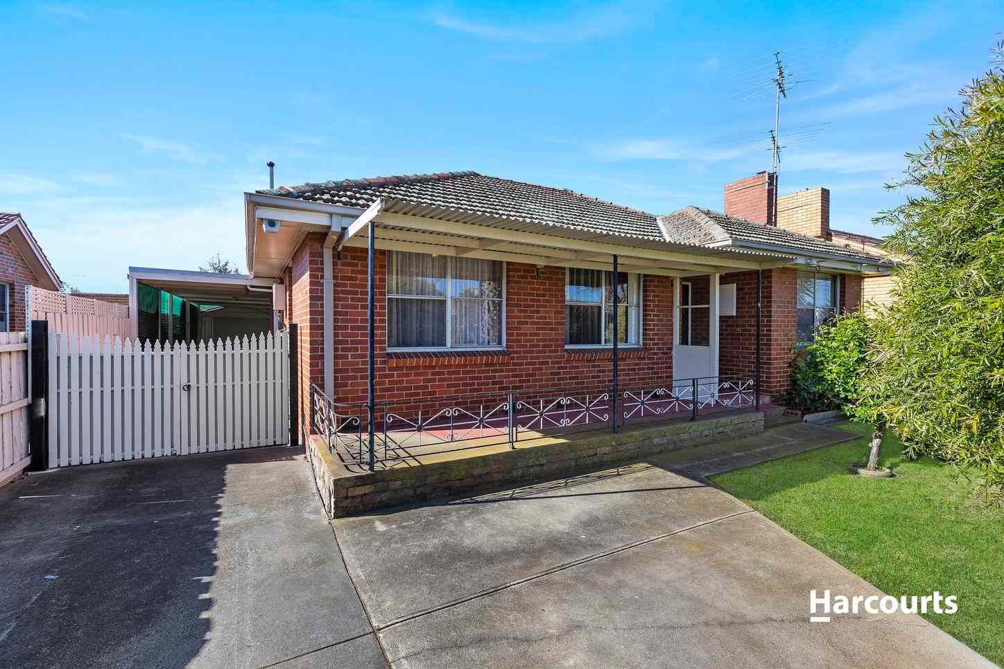 Prop-GPT: House: VIC Corio, VIC 3214 26 Quebec Avenue, Corio, VIC 3214 - House for Sale - harcourts.net
