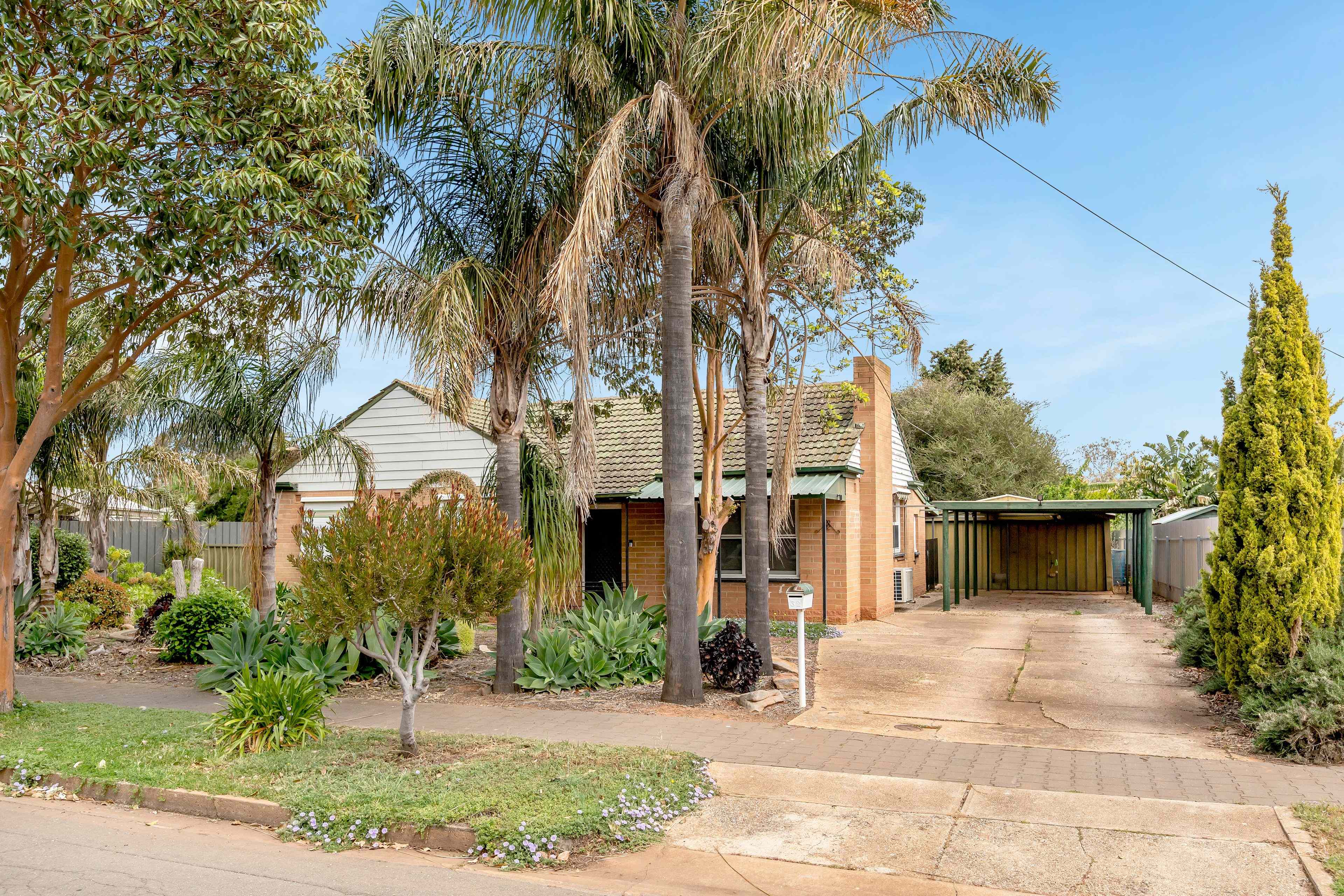 Prop-GPT: House: SA Elizabeth Downs, SA 5113 FANTASTIC FIRST HOME | EXCELLENT PROPERTY INVESTMENT !!