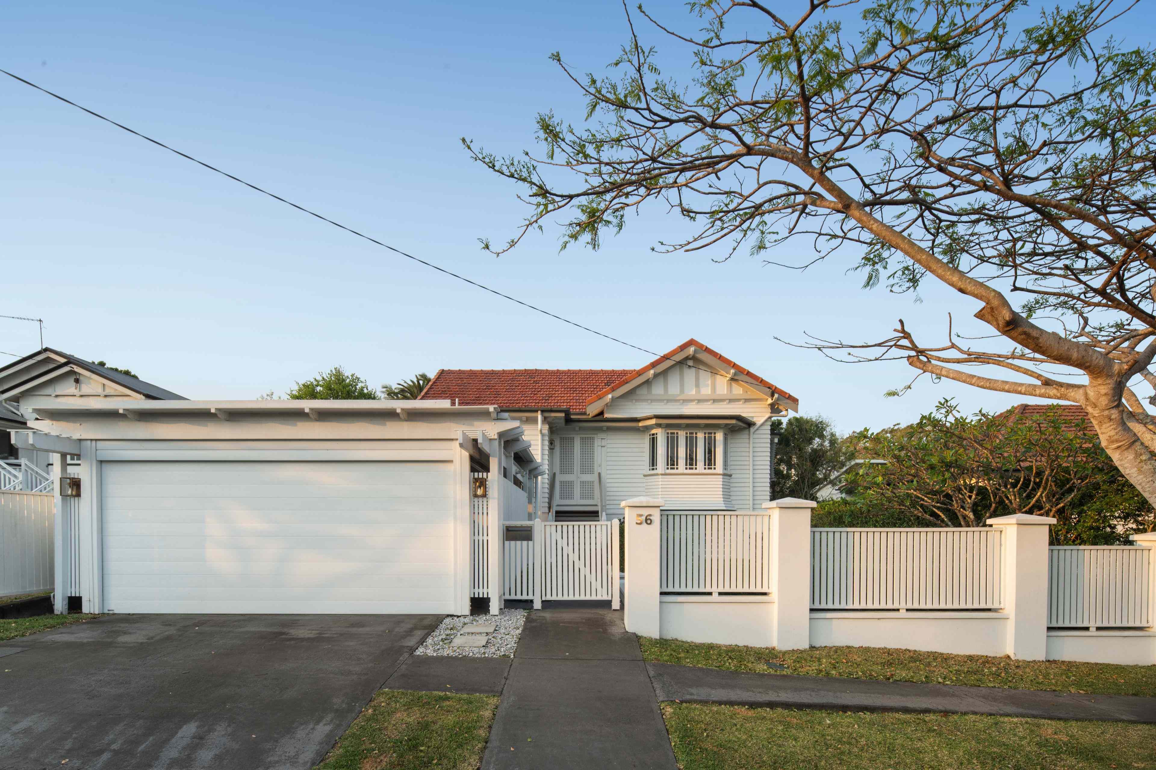 Prop-GPT: House: QLD Hendra, QLD 4011 Resounding Charm in this Family Queenslander