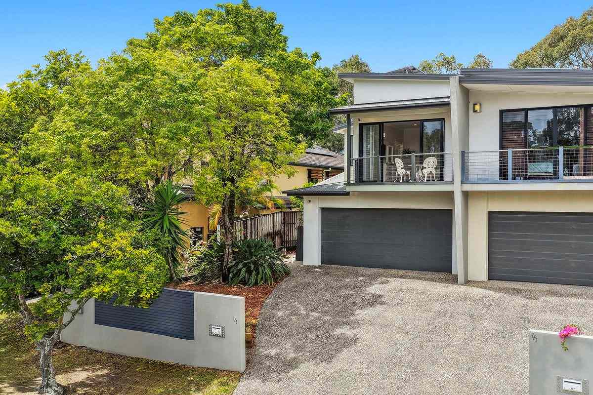 Prop-GPT: House: QLD Robina, QLD 4226 1/3 The Links, Robina, QLD 4226 - Townhouse for Sale - harcourts.net