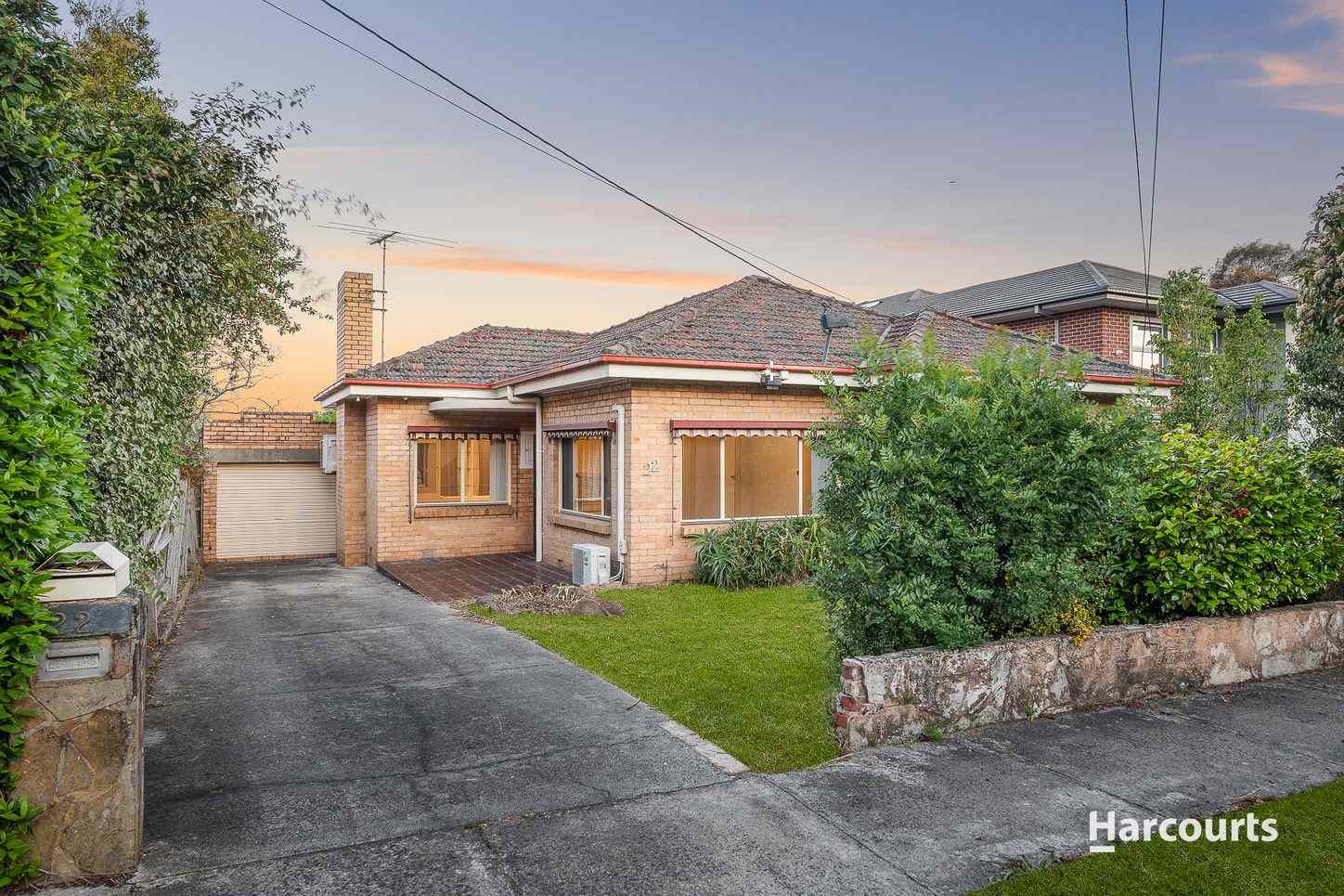 Prop-GPT: House: VIC Burwood, VIC 3125 22 Meldan Street, BURWOOD, VIC 3125 - House for Sale - harcourts.net