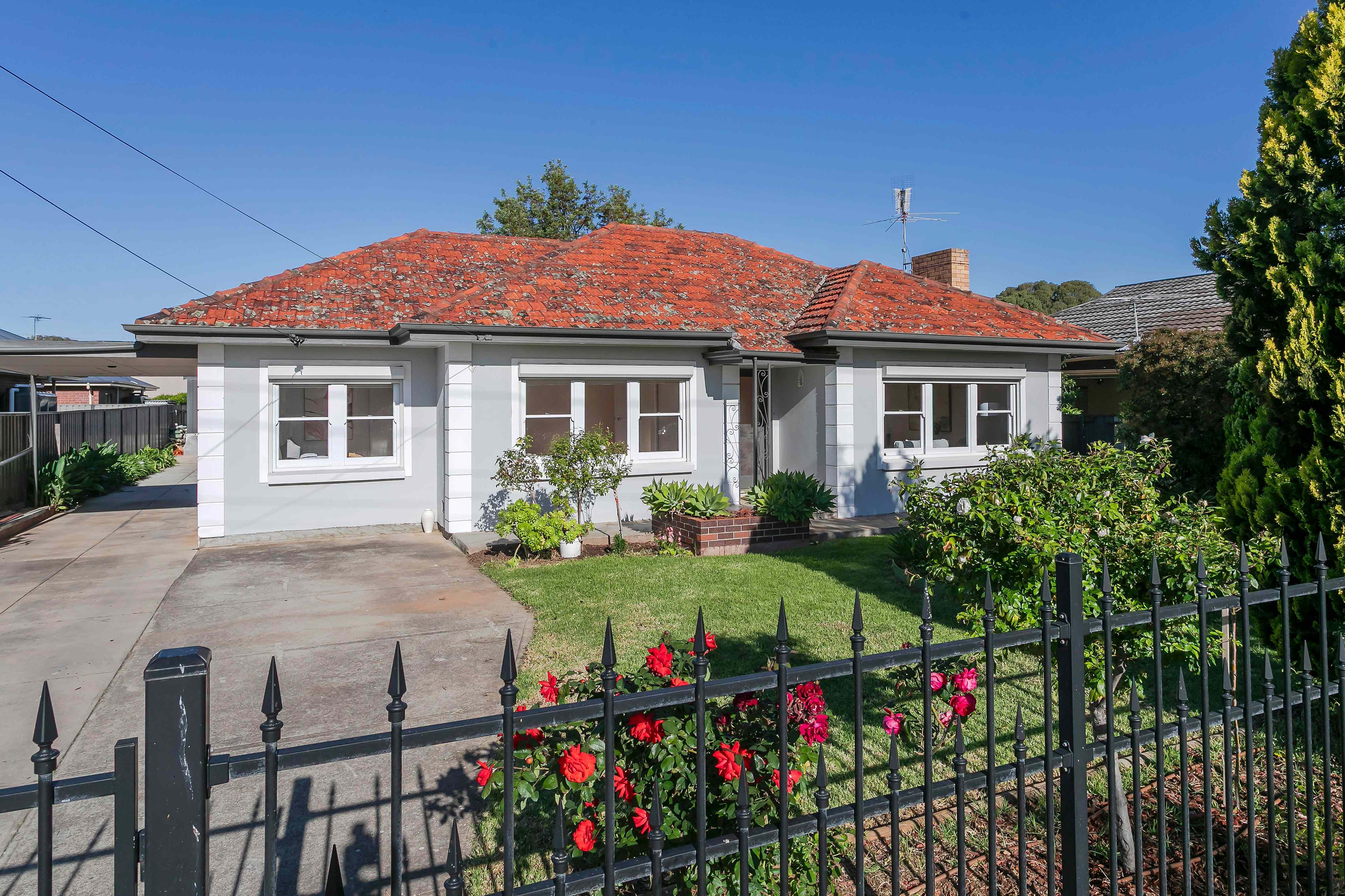 Prop-GPT: House: SA Beverley, SA 5009 The Vintage Dream With Big Ambitions & Grand Auto Garaging On 965m²