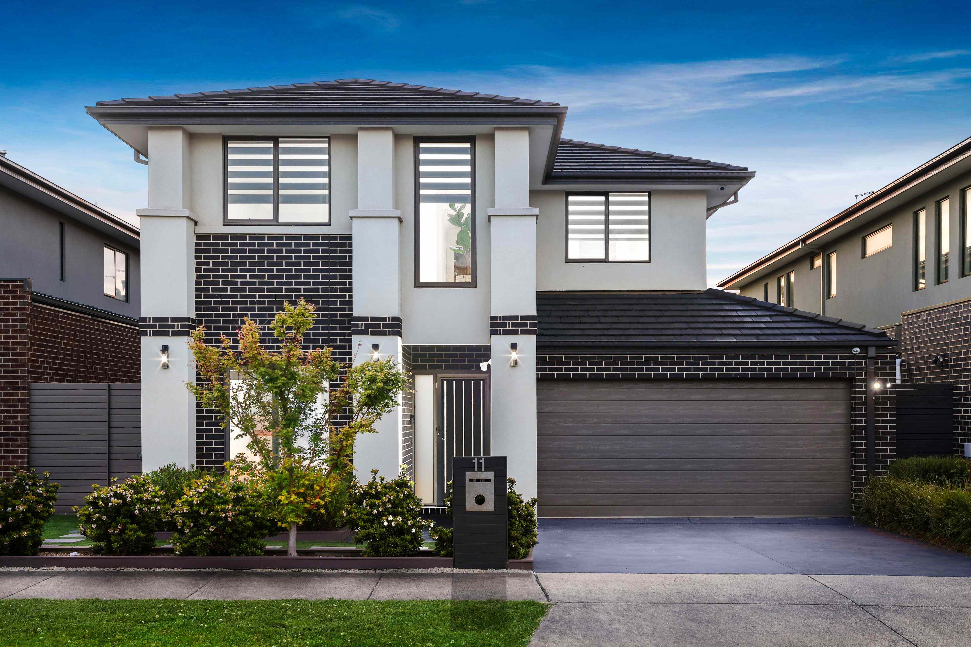 Prop-GPT: House: VIC Wantirna South, VIC 3152 Contemporary Comfort & Family Flexibility in a Prized Pocket