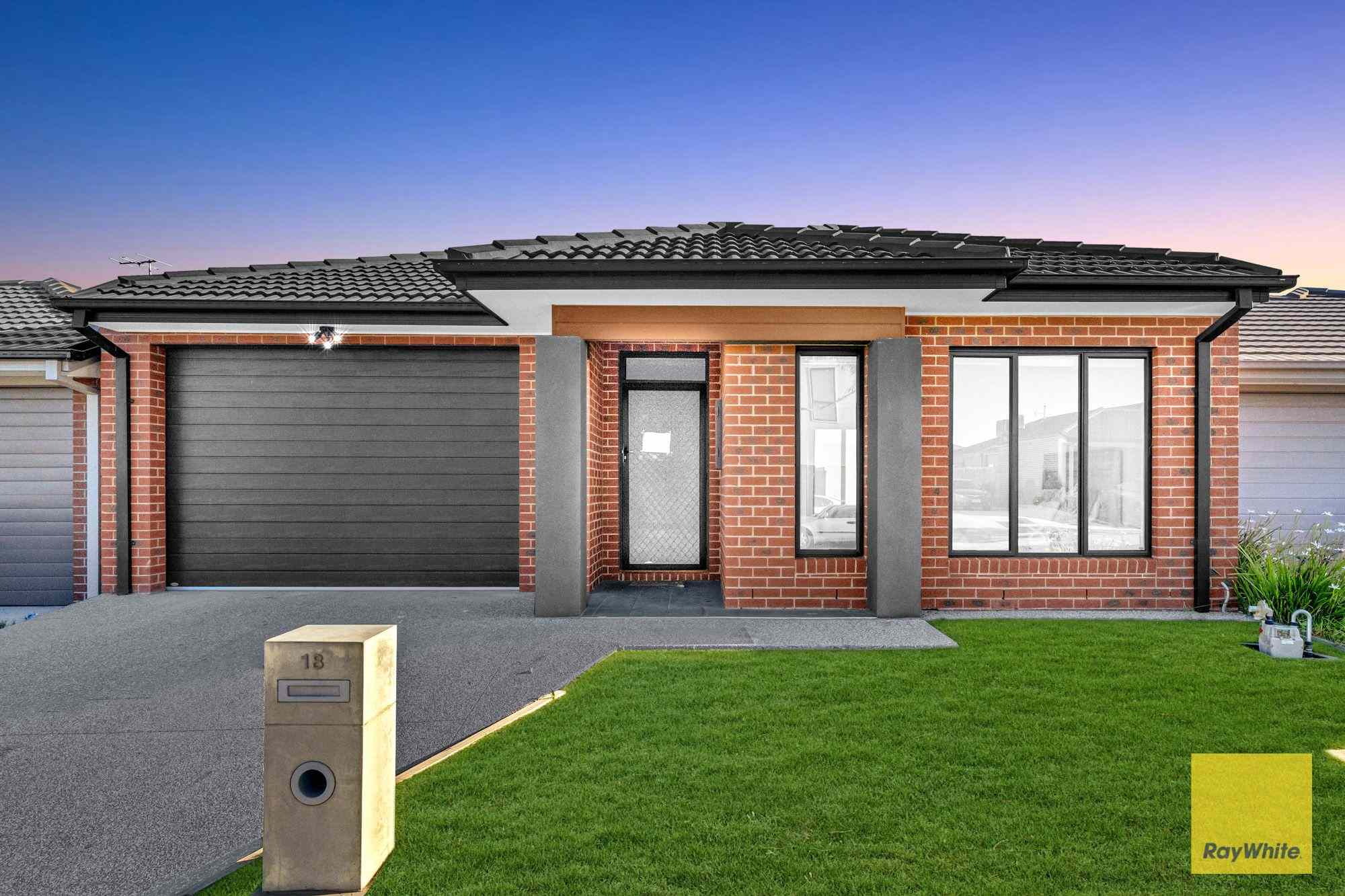 Prop-GPT: House: VIC Truganina, VIC 3029 A Symphony of Space and Sophistication in Elpis Estate