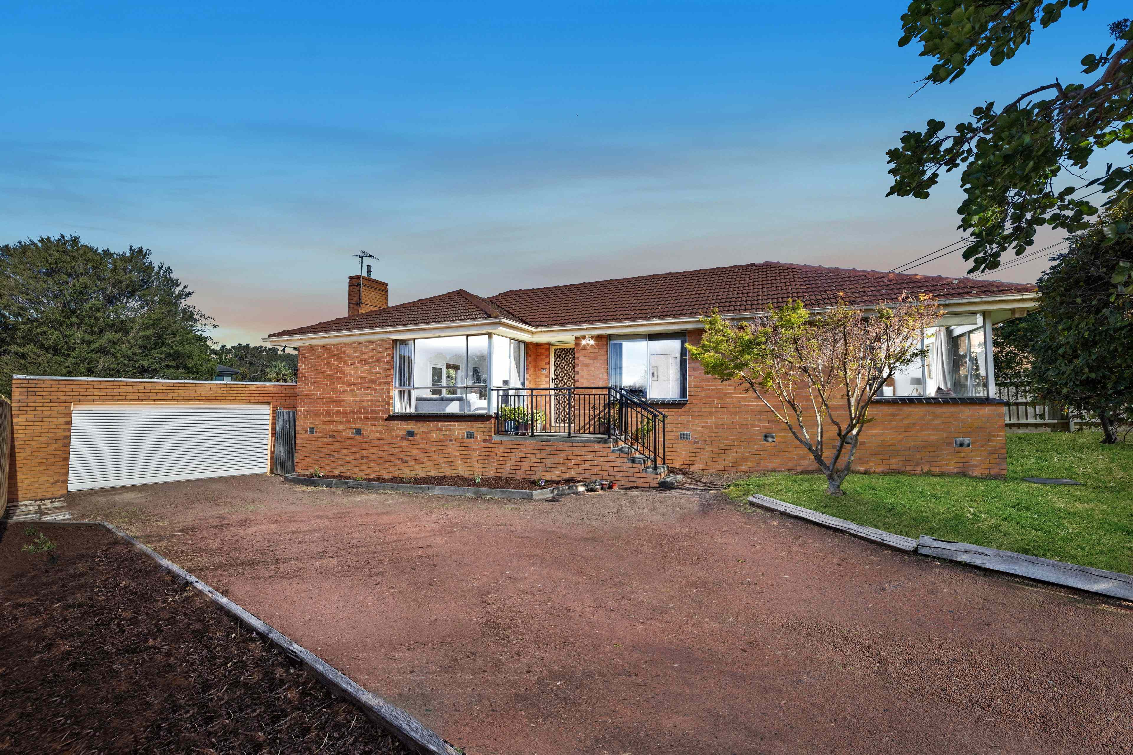 Prop-GPT: House: VIC Boronia, VIC 3155 Timeless Charm Meets Contemporary Comfort on 789sqm (approx.)