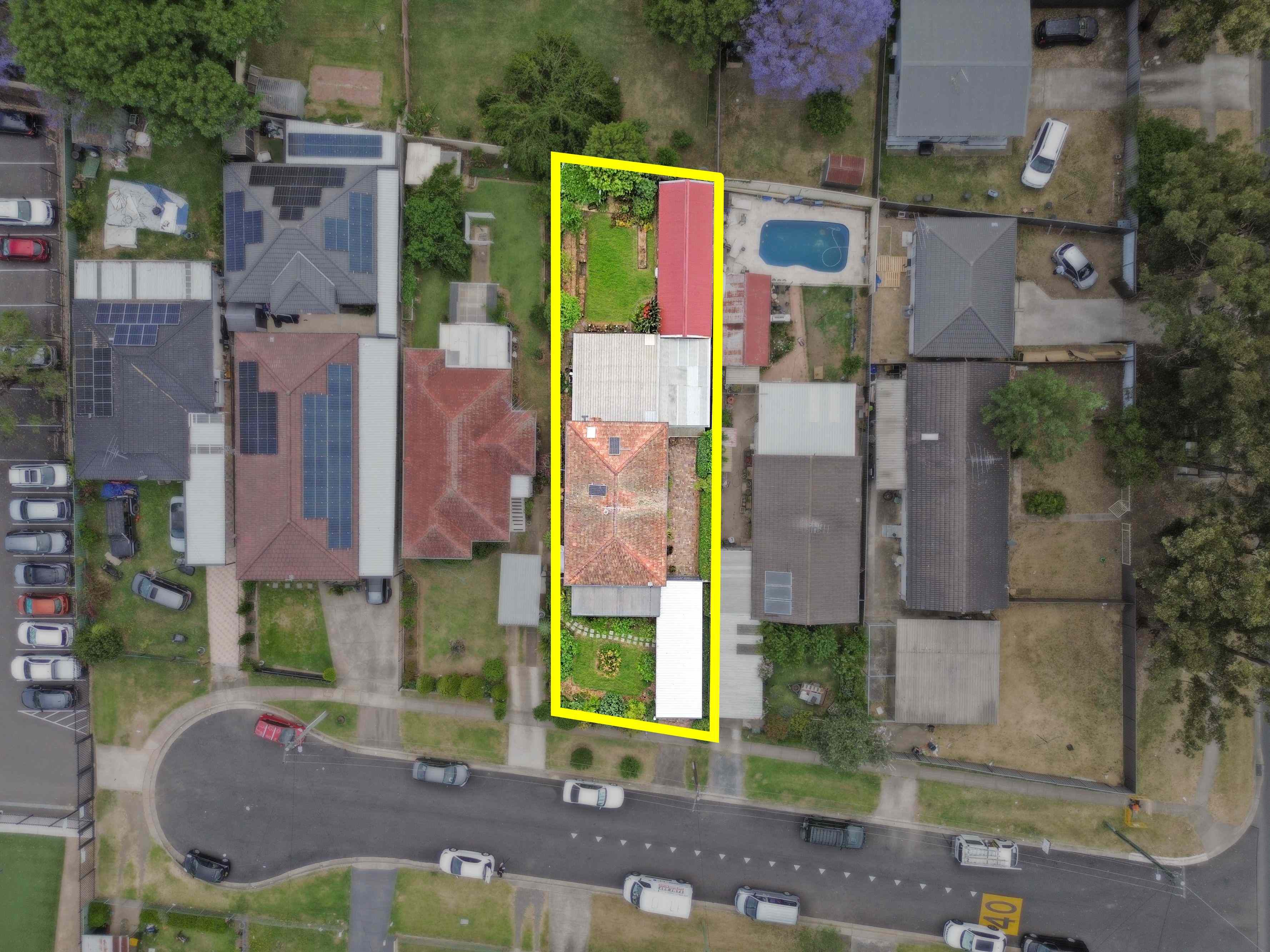 Prop-GPT: House: NSW Mount Druitt, NSW 2770 4 BEDROOMS WITH RETREAT!