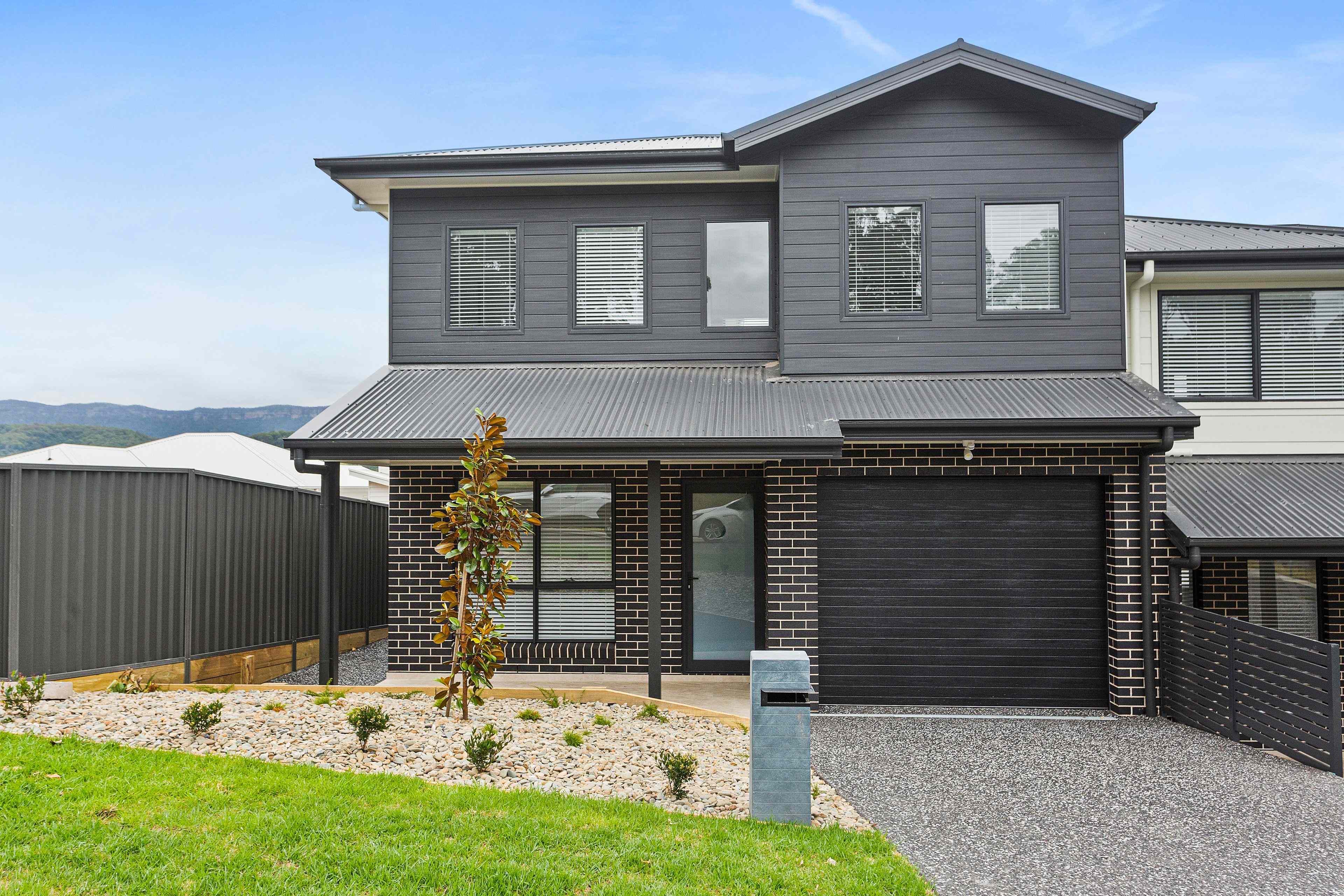 Prop-GPT: DuplexSemi-detached: NSW Tullimbar, NSW 2527 Affordable Brand New Living