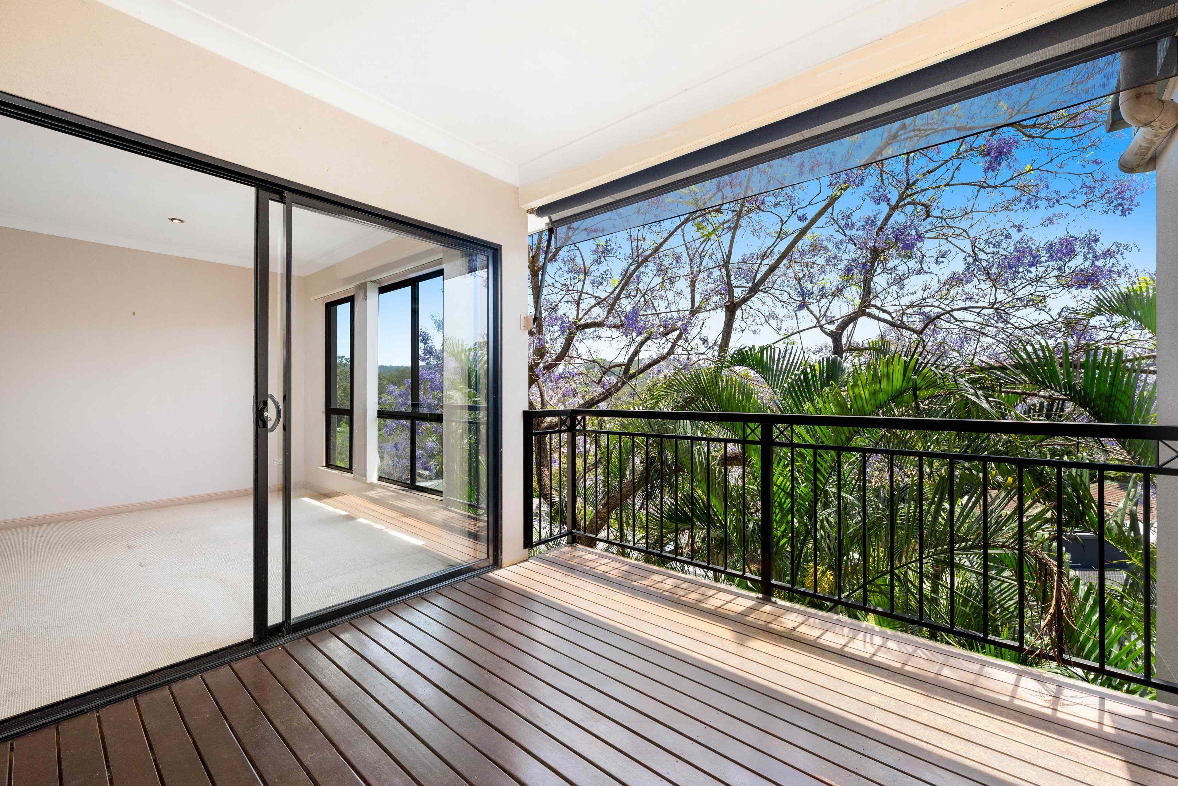 Prop-GPT: Townhouse: QLD Bardon, QLD 4065 Immaculate Townhouse Offering Space, Privacy & Lifestyle