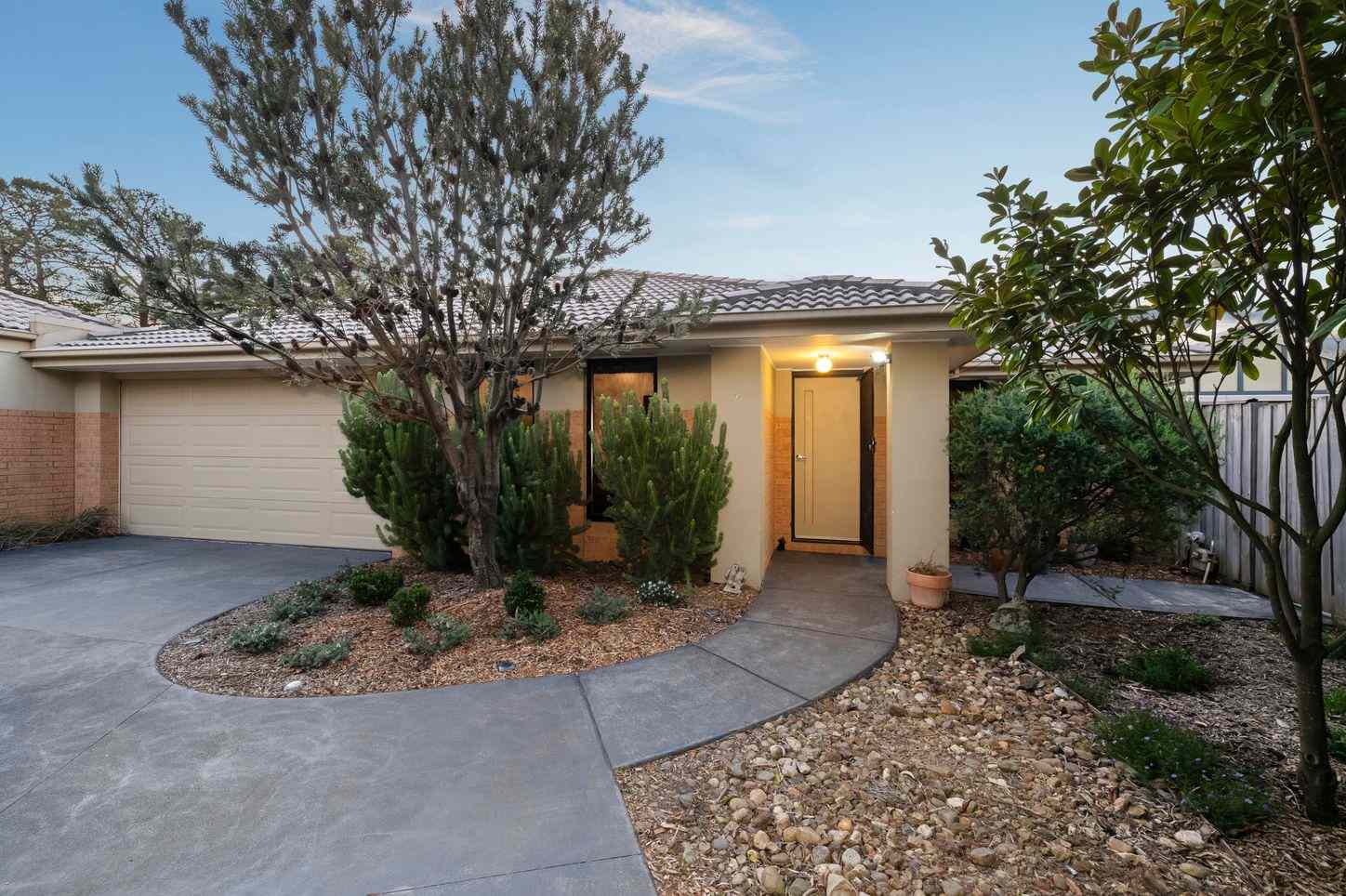 Prop-GPT: Property: VIC Hastings, VIC 3915 7/277 Marine Parade, HASTINGS, VIC 3915 - Unit for Sale - harcourts.net