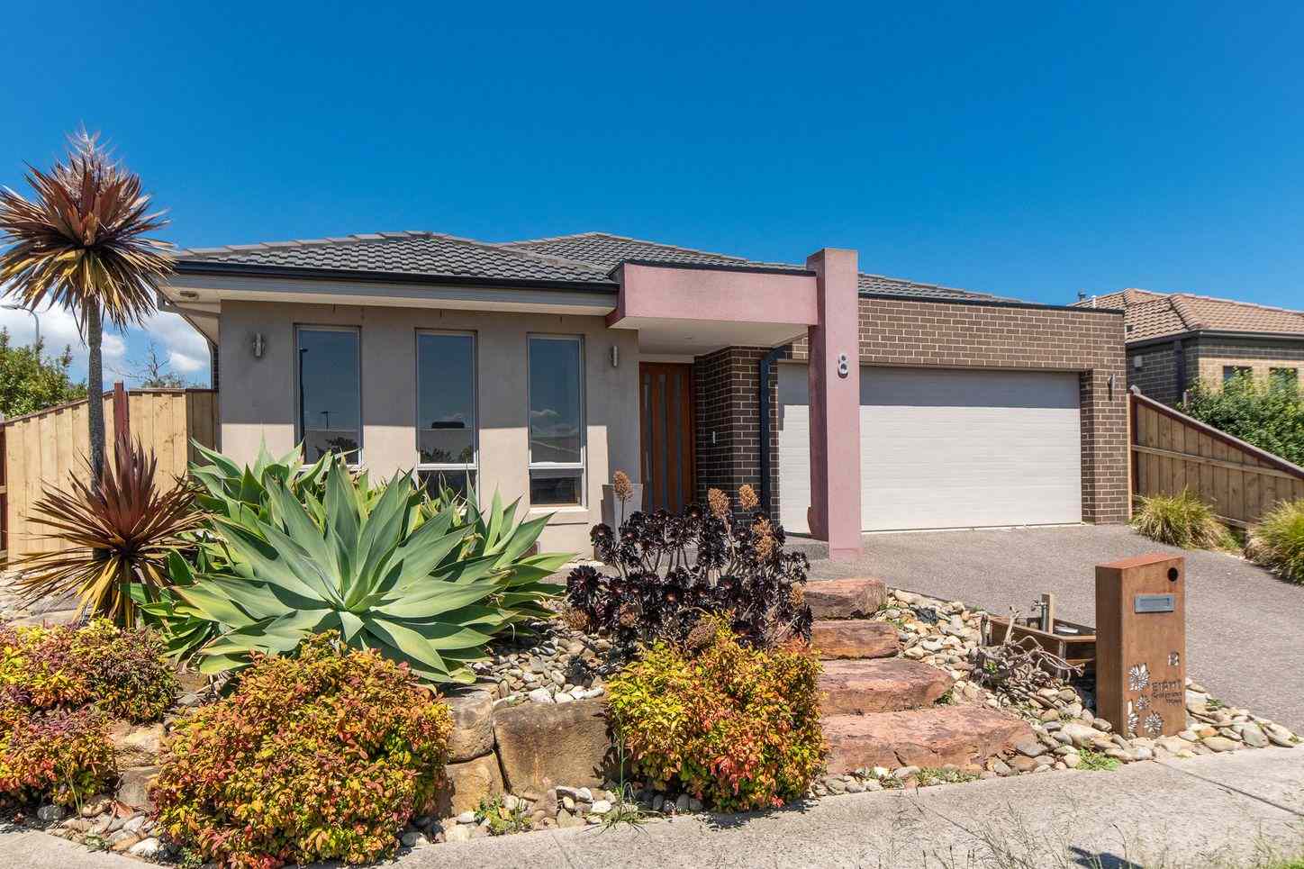 Prop-GPT: House: VIC Carrum Downs, VIC 3201 8 Solferino Way, Carrum Downs, VIC 3201 - House for Sale - harcourts.net