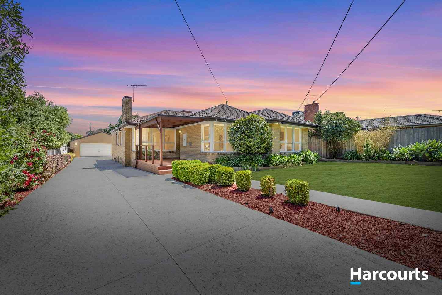 Prop-GPT: House: VIC Glen Waverley, VIC 3150 5 Norfolk Street, GLEN WAVERLEY, VIC 3150 - House for Sale - harcourts.net