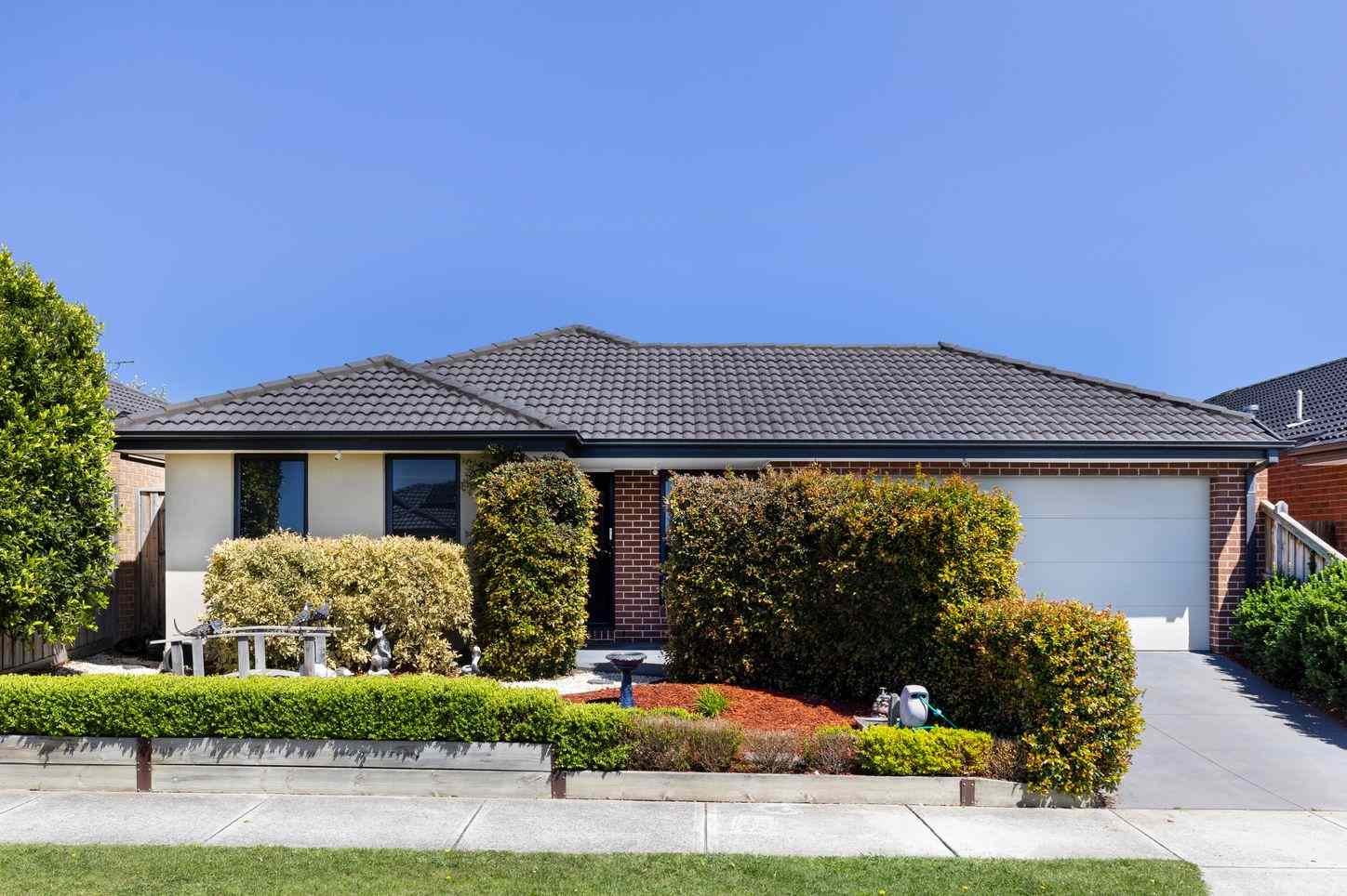 Prop-GPT: House: VIC Hastings, VIC 3915 18 Georgia Way, HASTINGS, VIC 3915 - House for Sale - harcourts.net